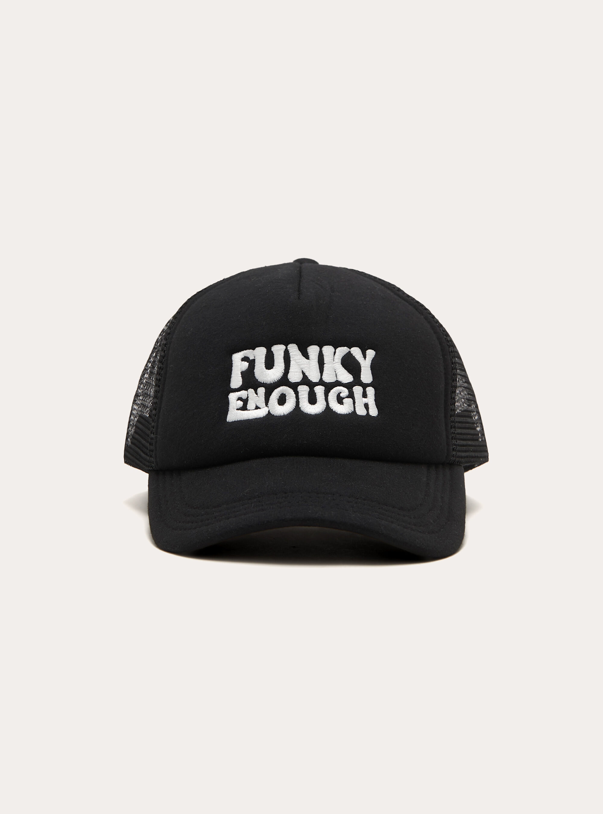 Cappello con scritte