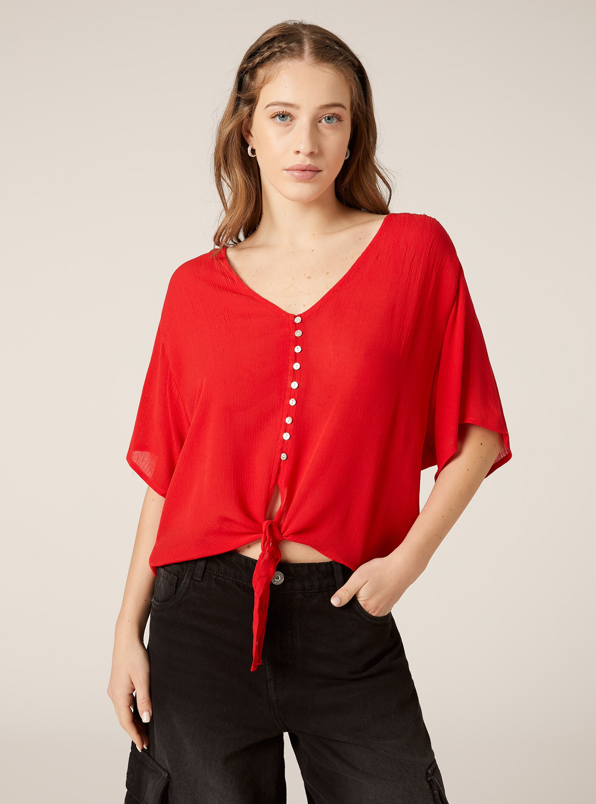 Camisa de color liso con cuello de pico y nudo en la cintura, RD2 RED MEDIUM