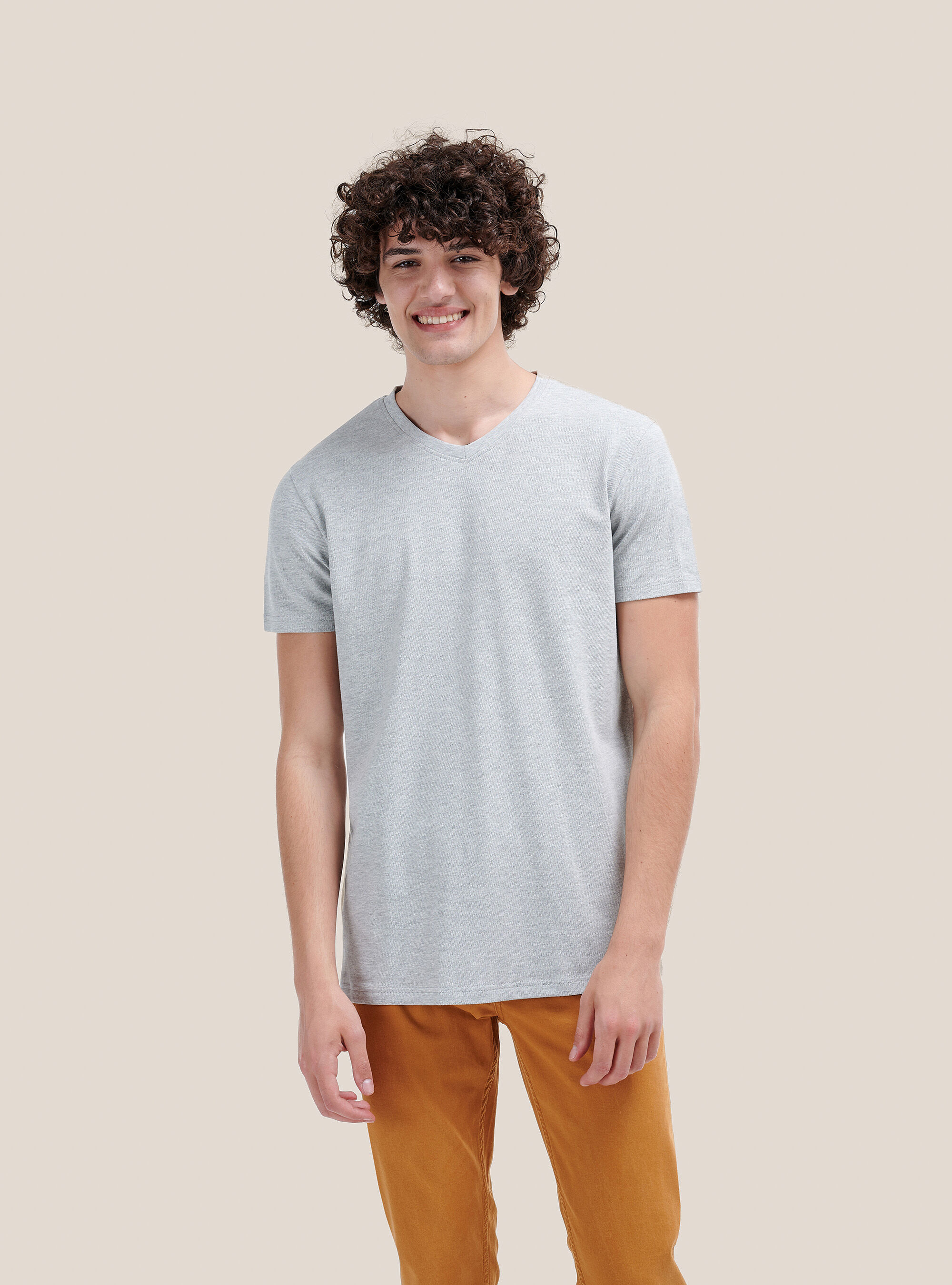 Basic T-shirt with V-neck, LIGHT GREY MELANGE