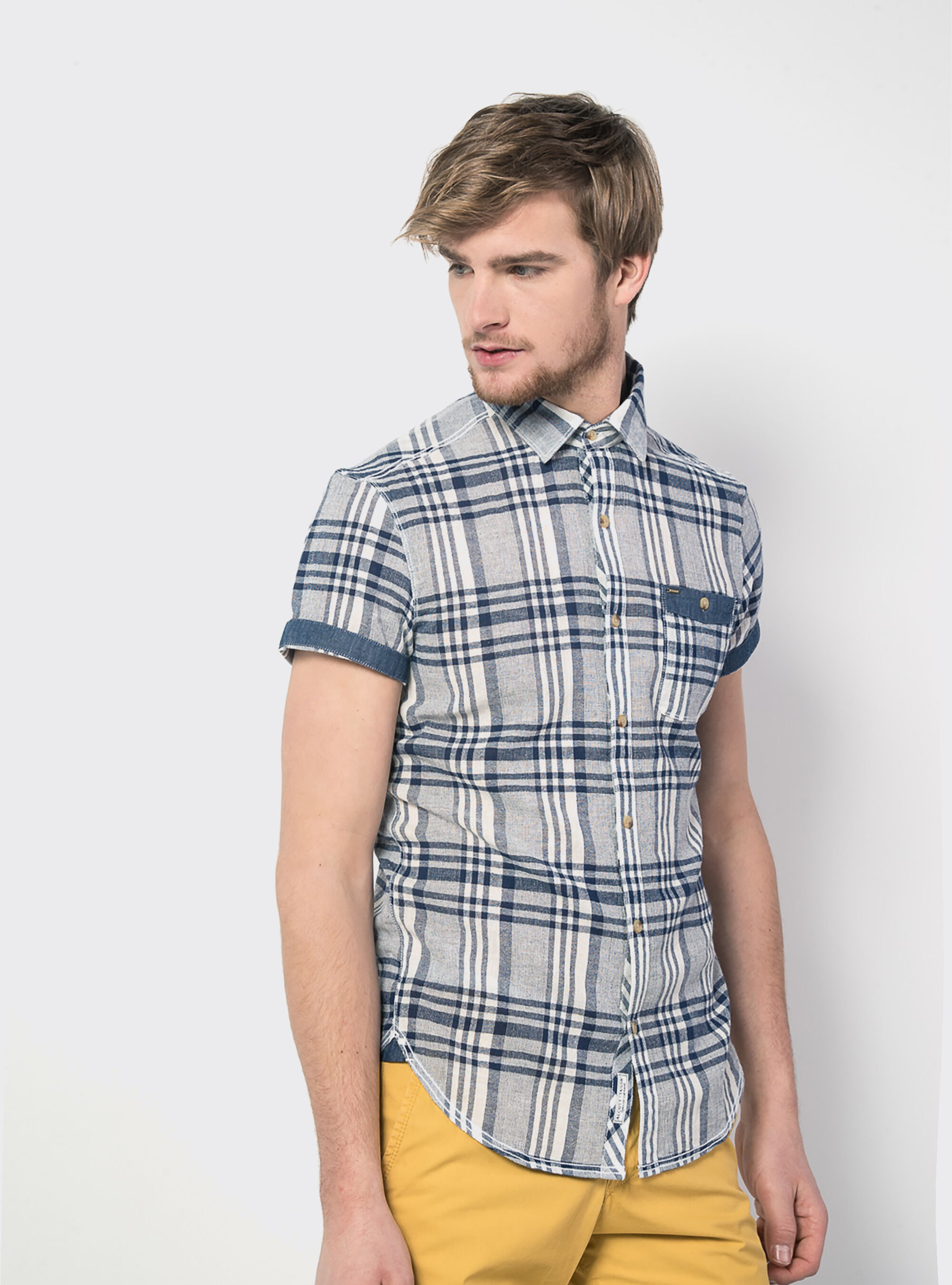 chemise à manche courte