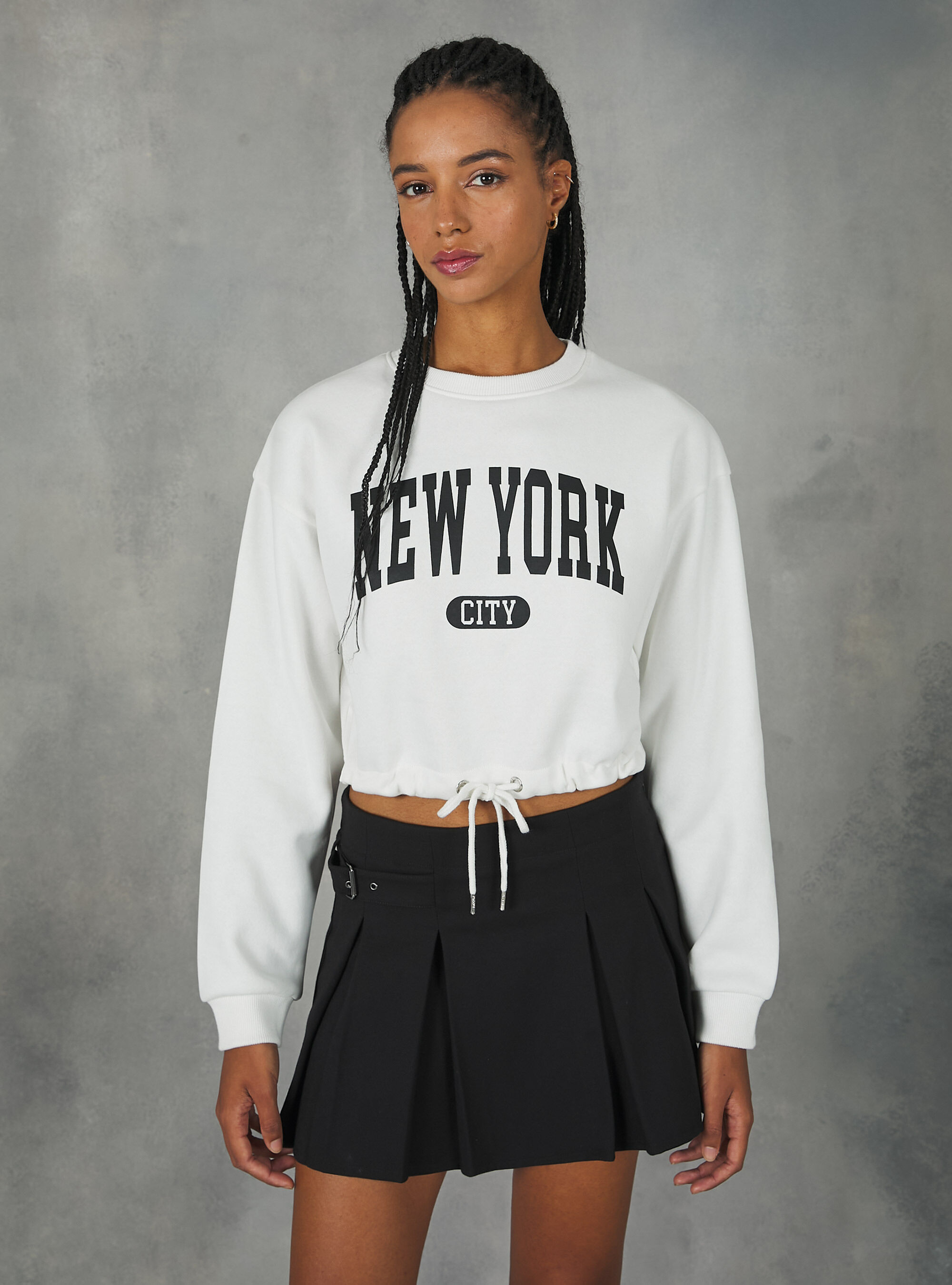 Cropped college sweatshirt with drawstring