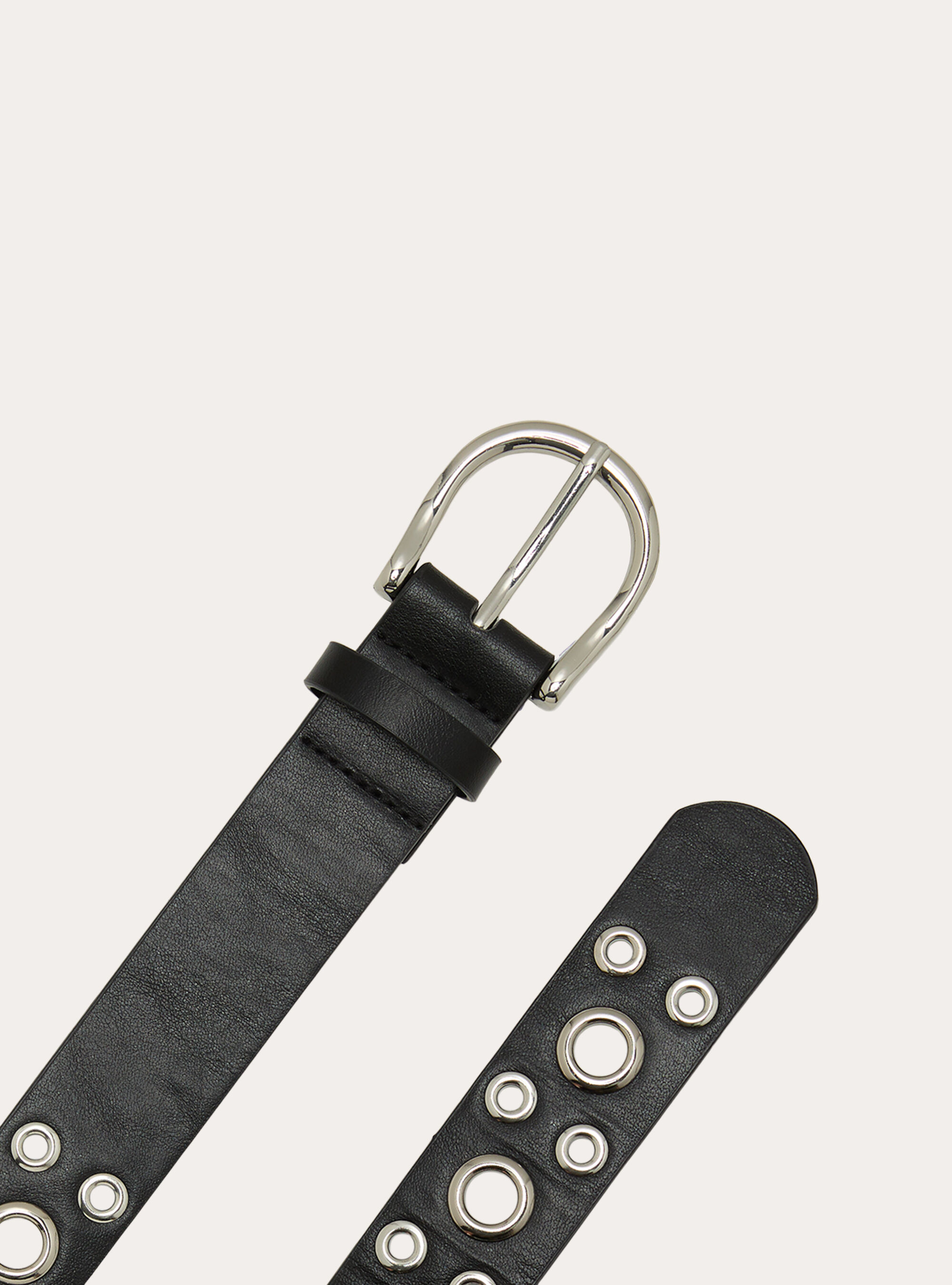 Cintura effetto pelle con occhielli metallici