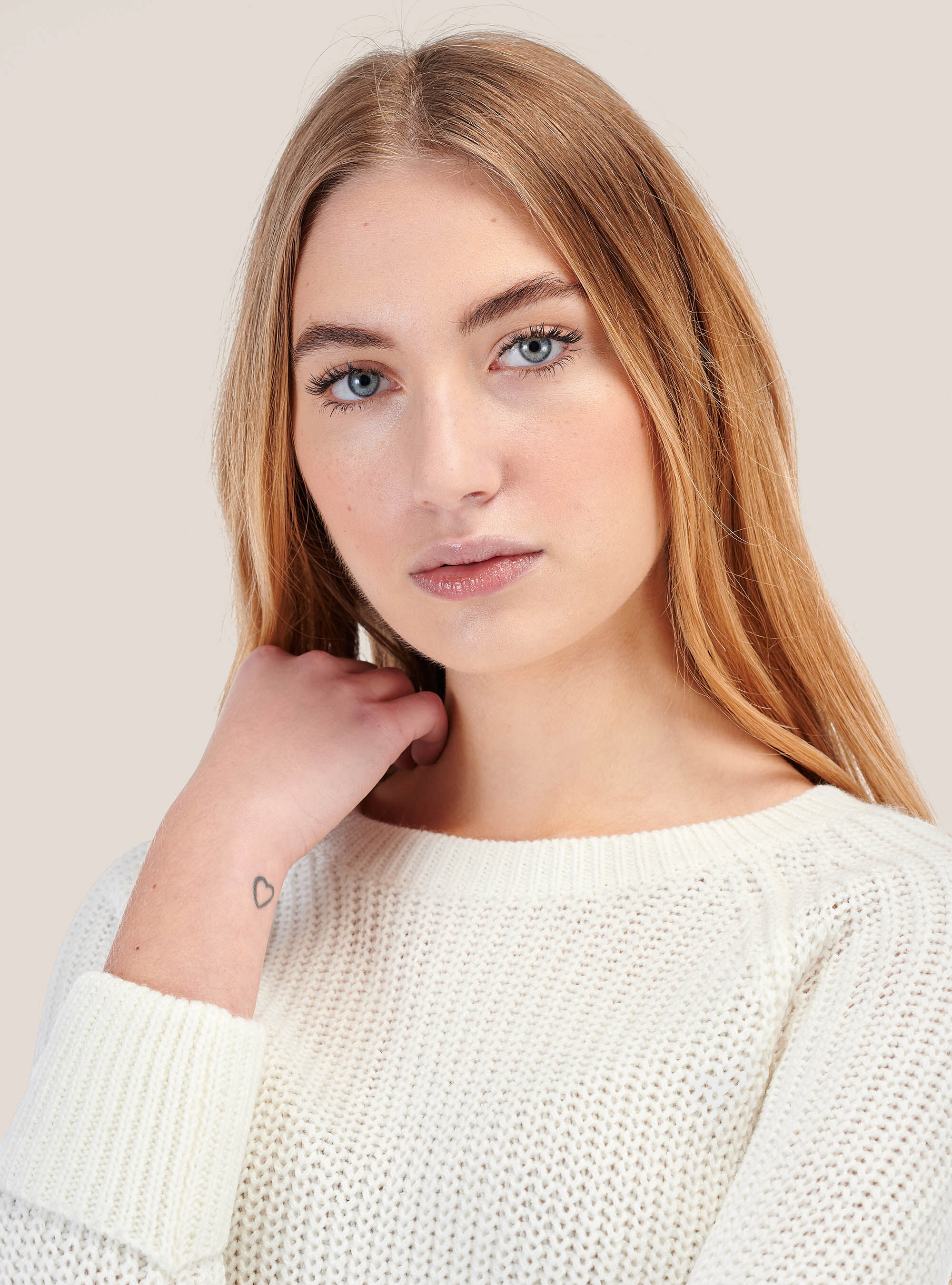 Round neck pullover with zip on the back, C0009 OFF WHITE