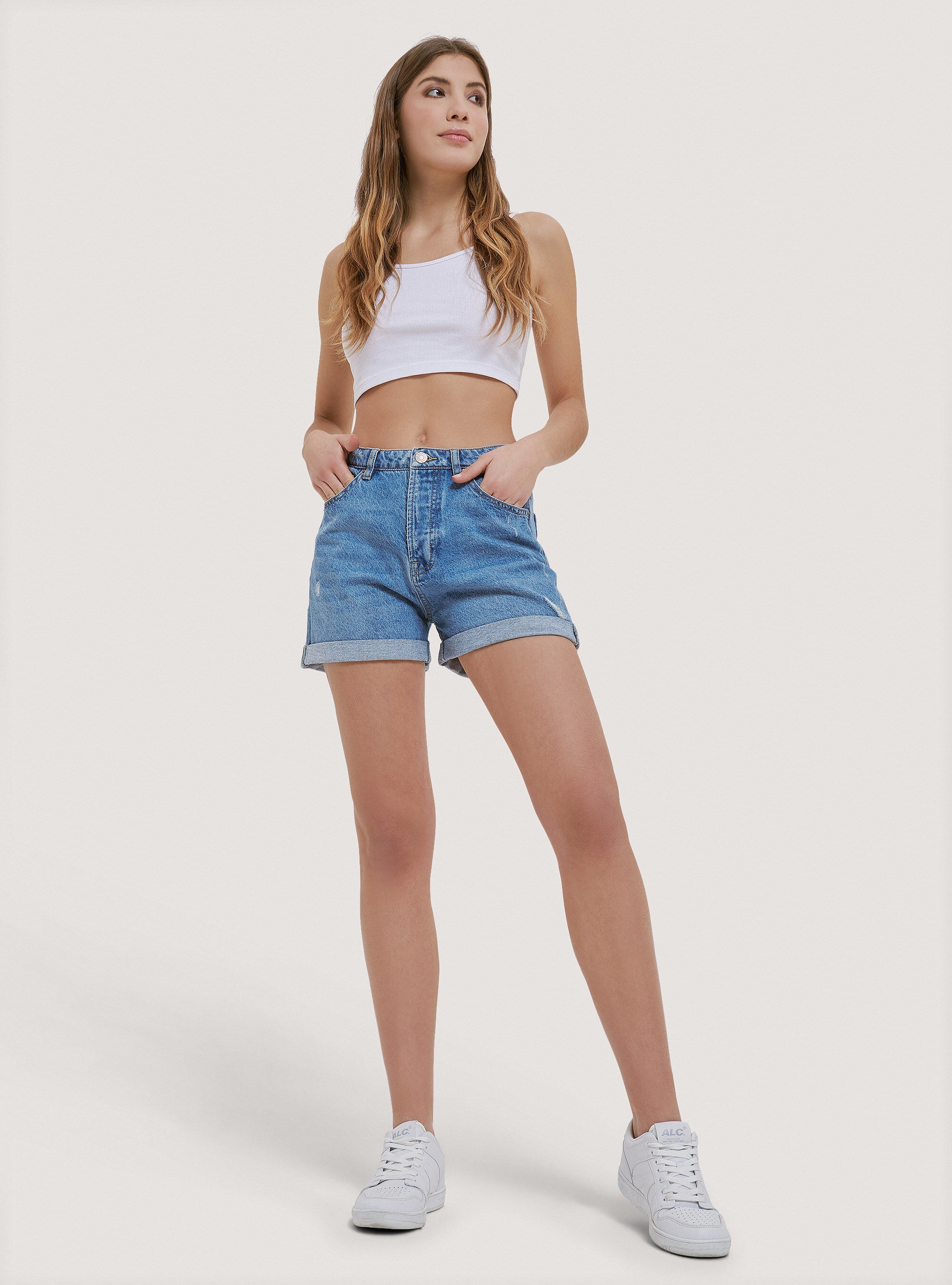 Short shop mom fit