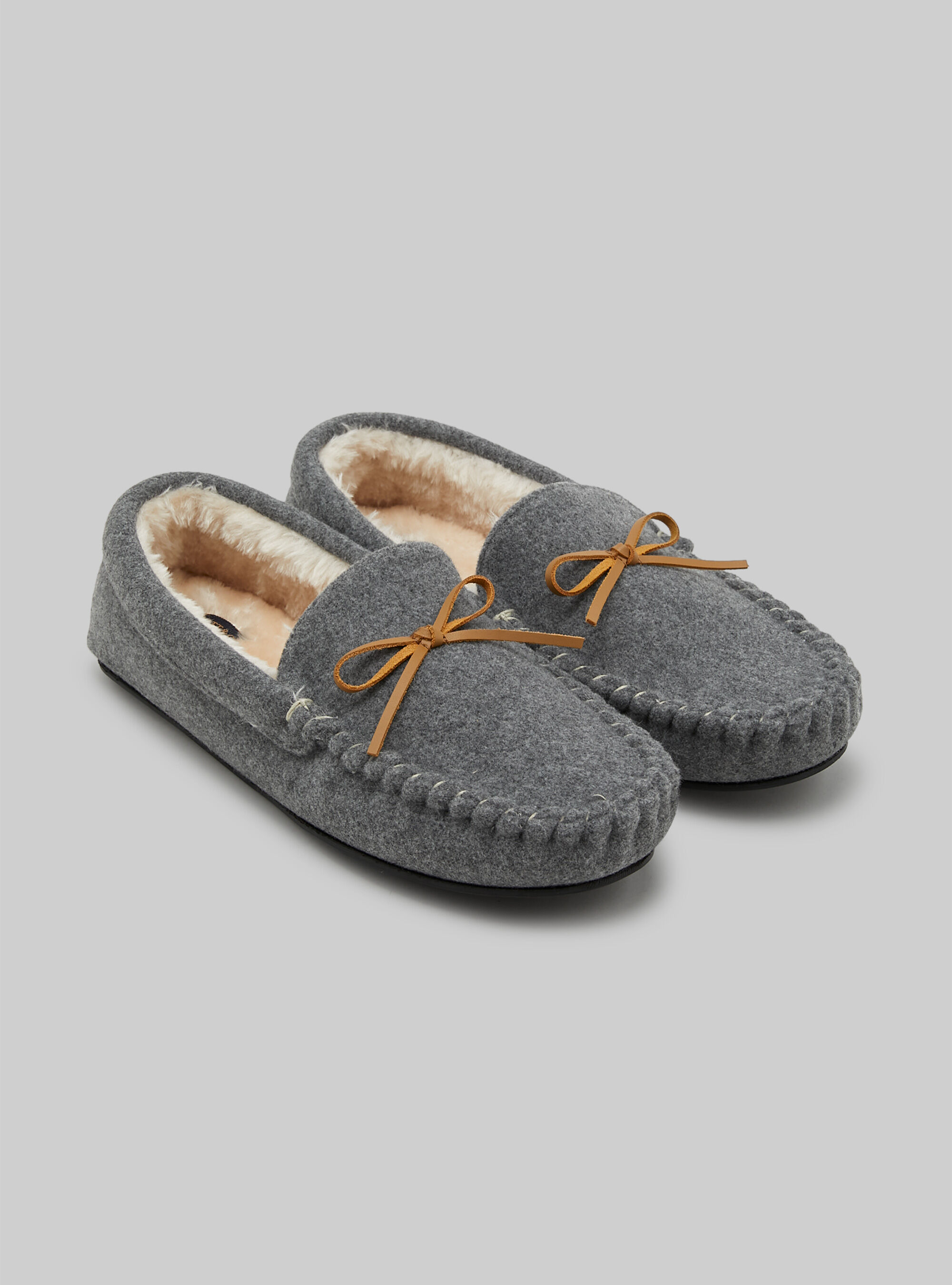 Moccasin type shop slippers