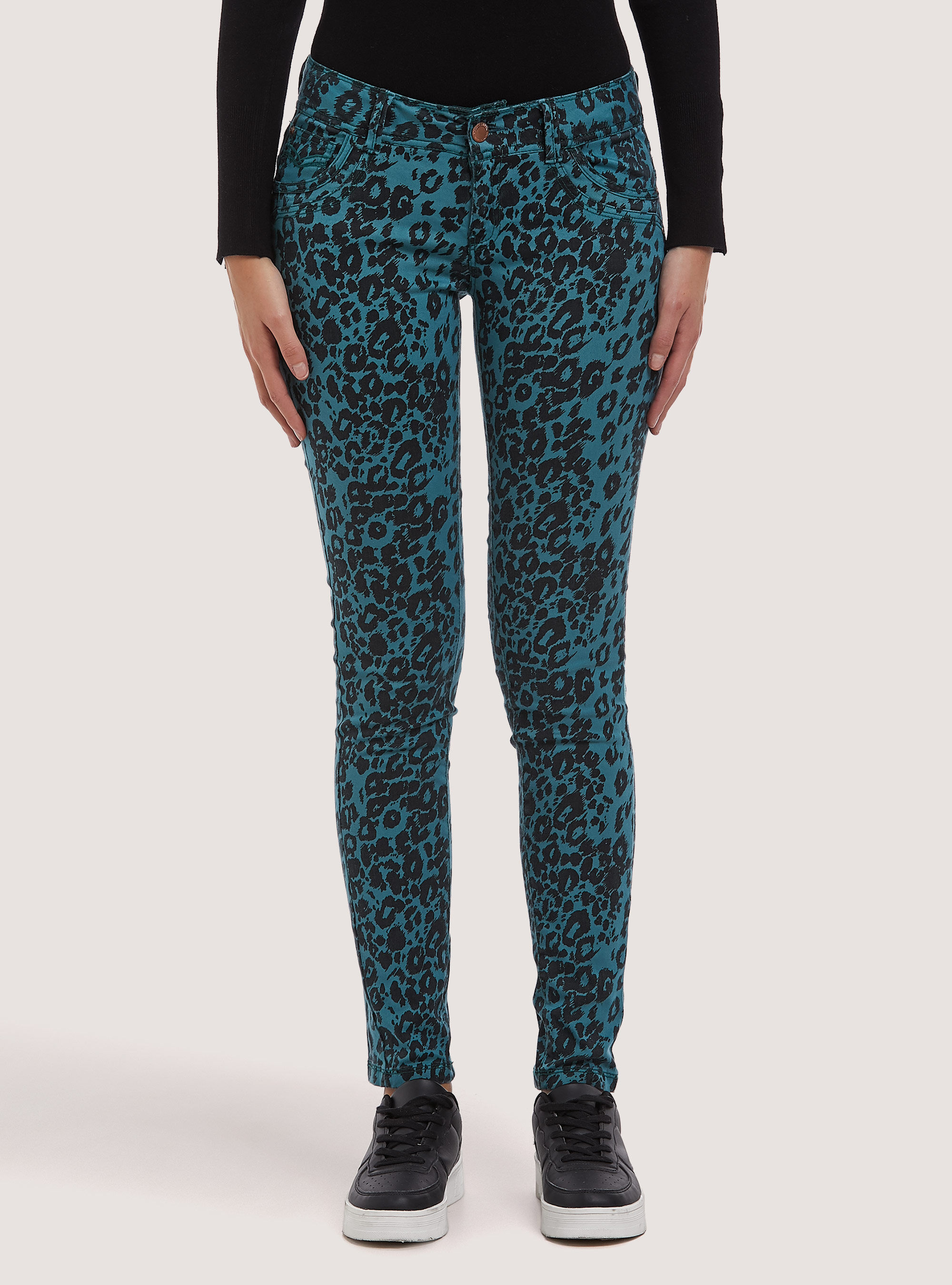 Pantaloni stampati effetto laminato, C641 GREEN