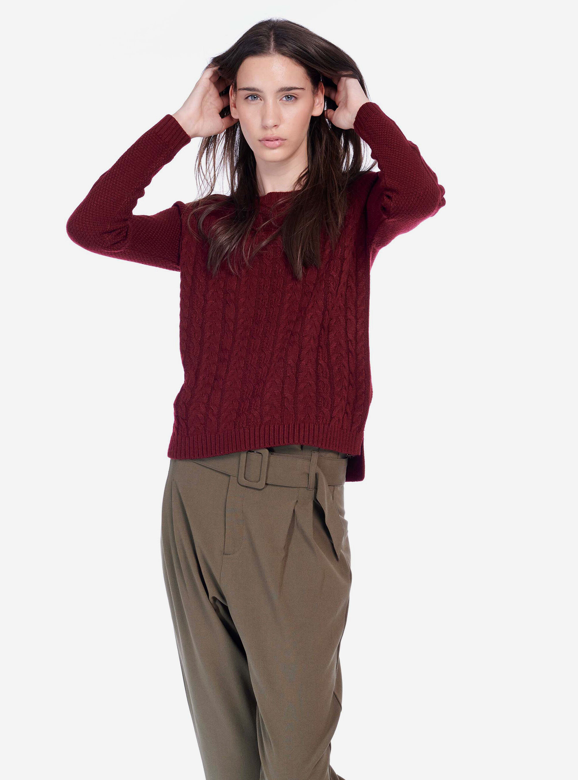 Pull large &agrave; col large en maille torsad&eacute;e, C326 BORDEAUX