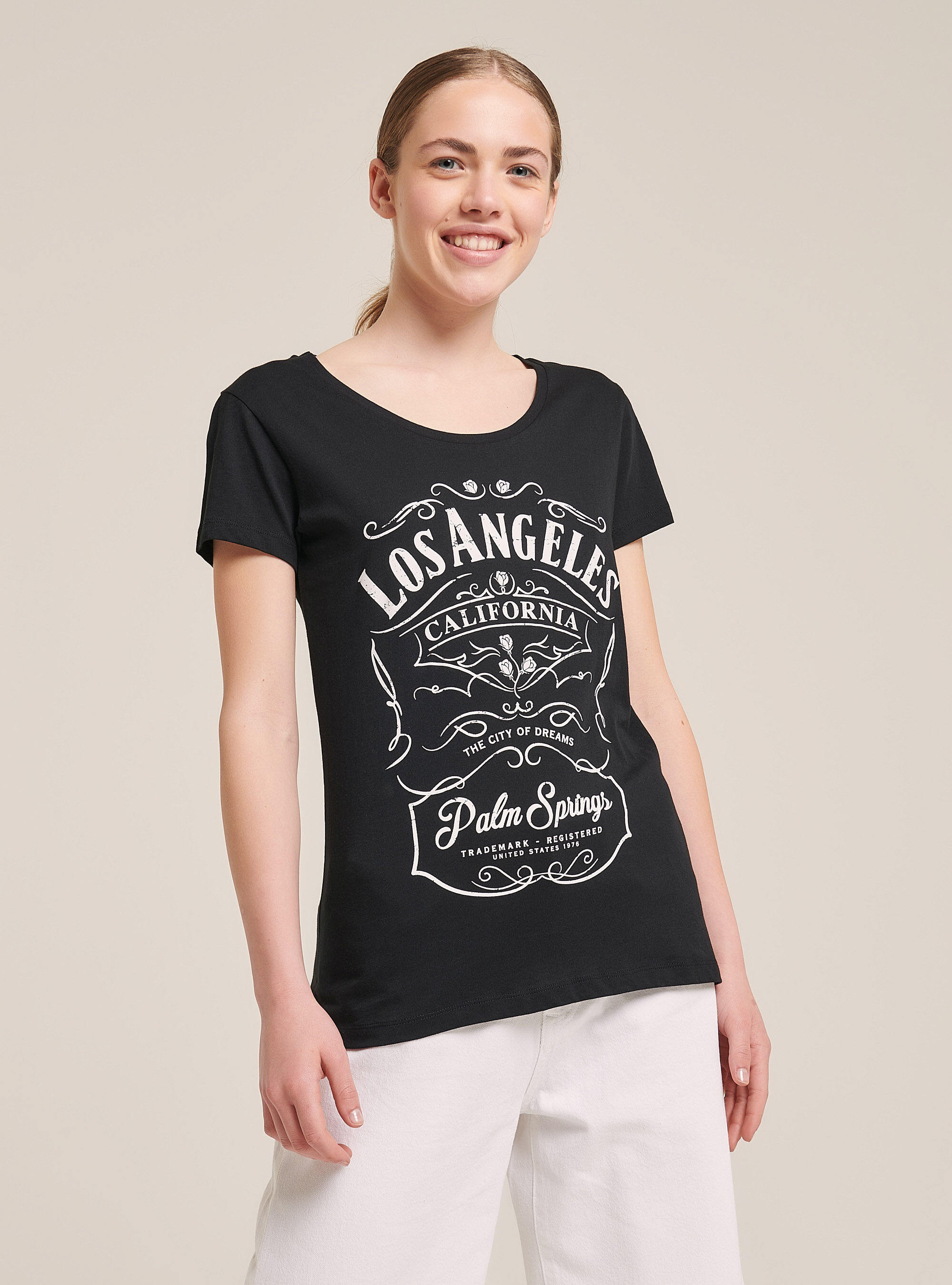 Wide crew neck T shirt in combed cotton