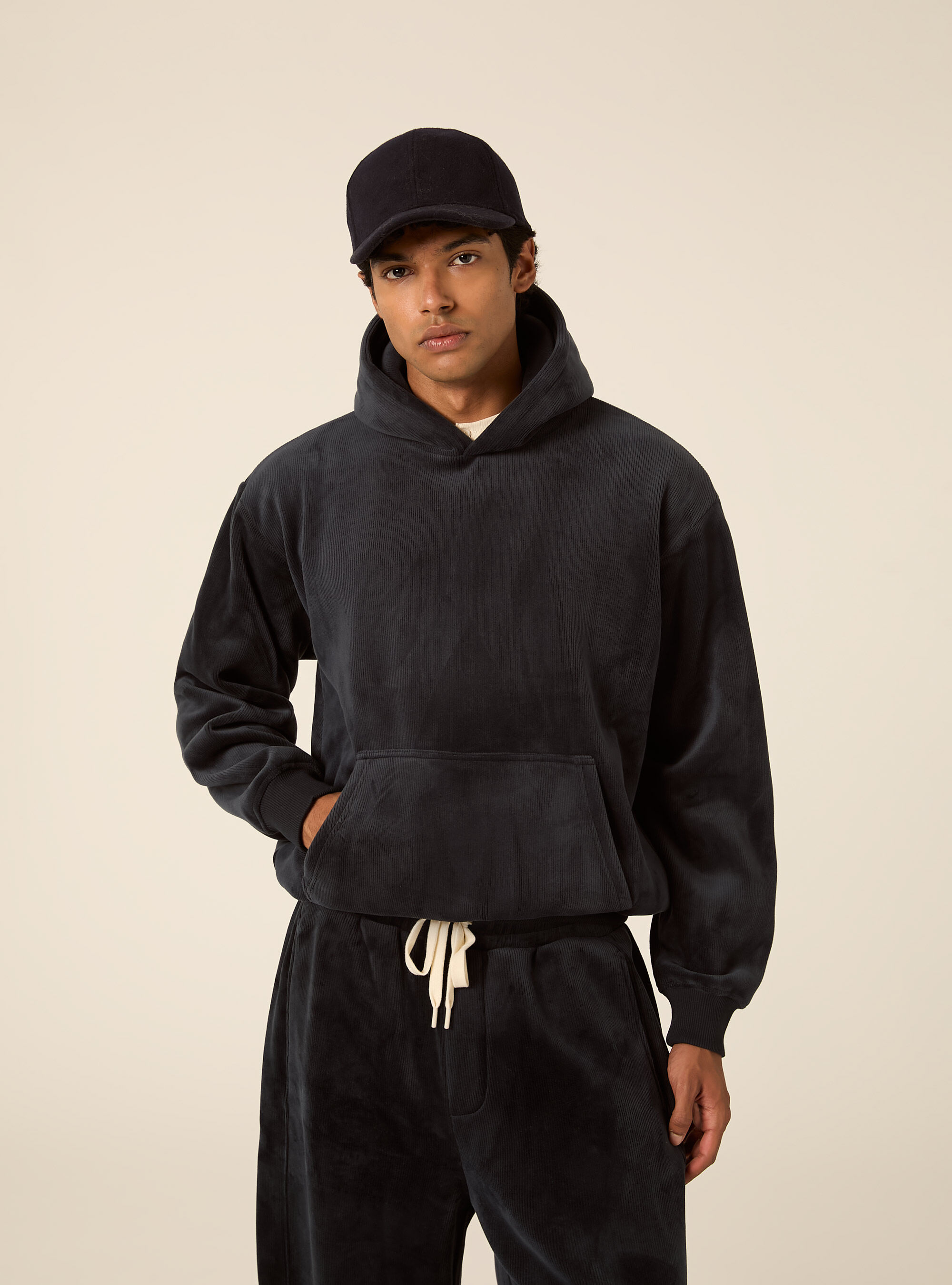 Sweat a capuche en velours cotele avec poche kangourou, NA2 NAVY MEDIUM