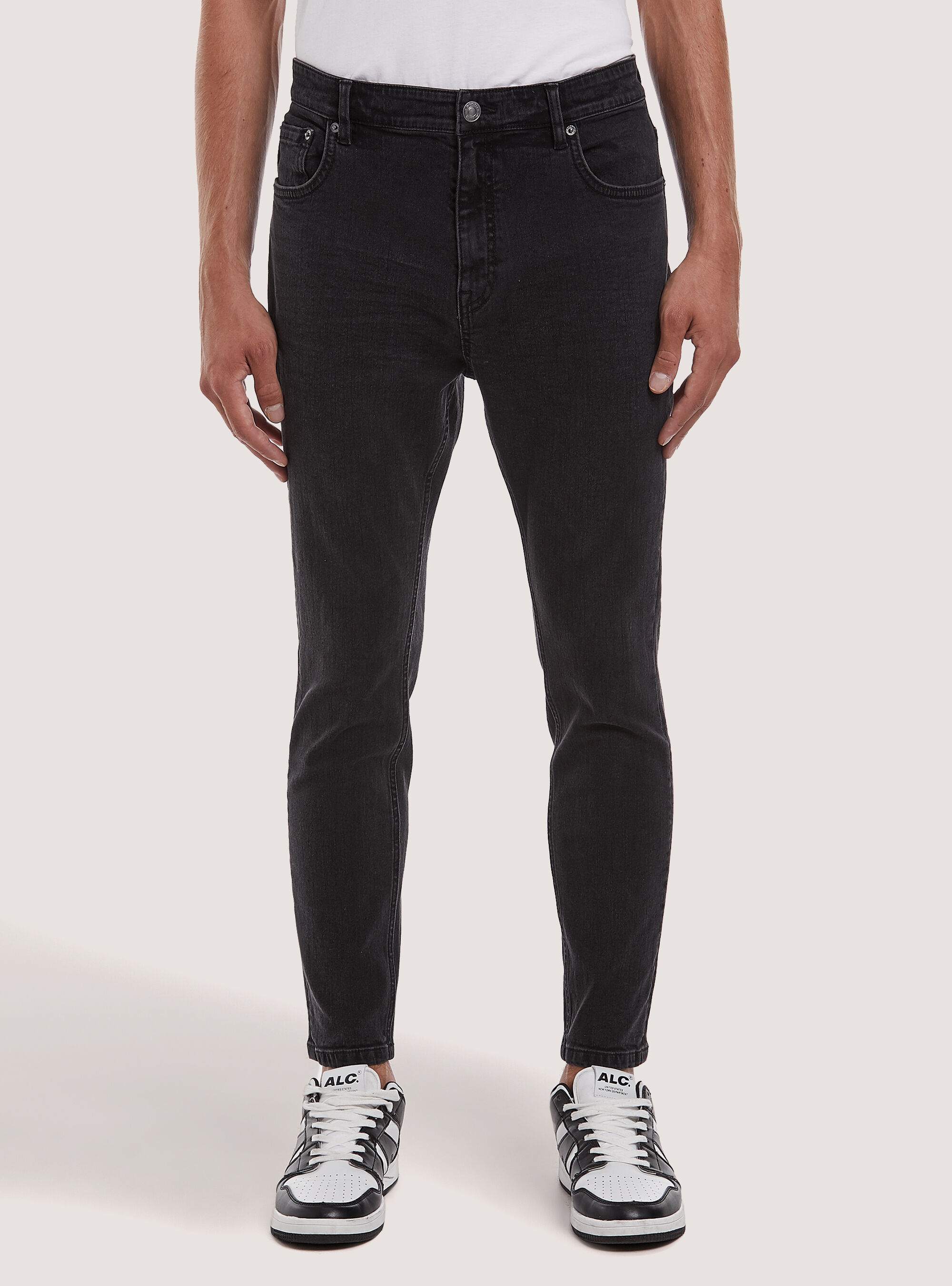 Pantaloni carrot fit uomo on sale