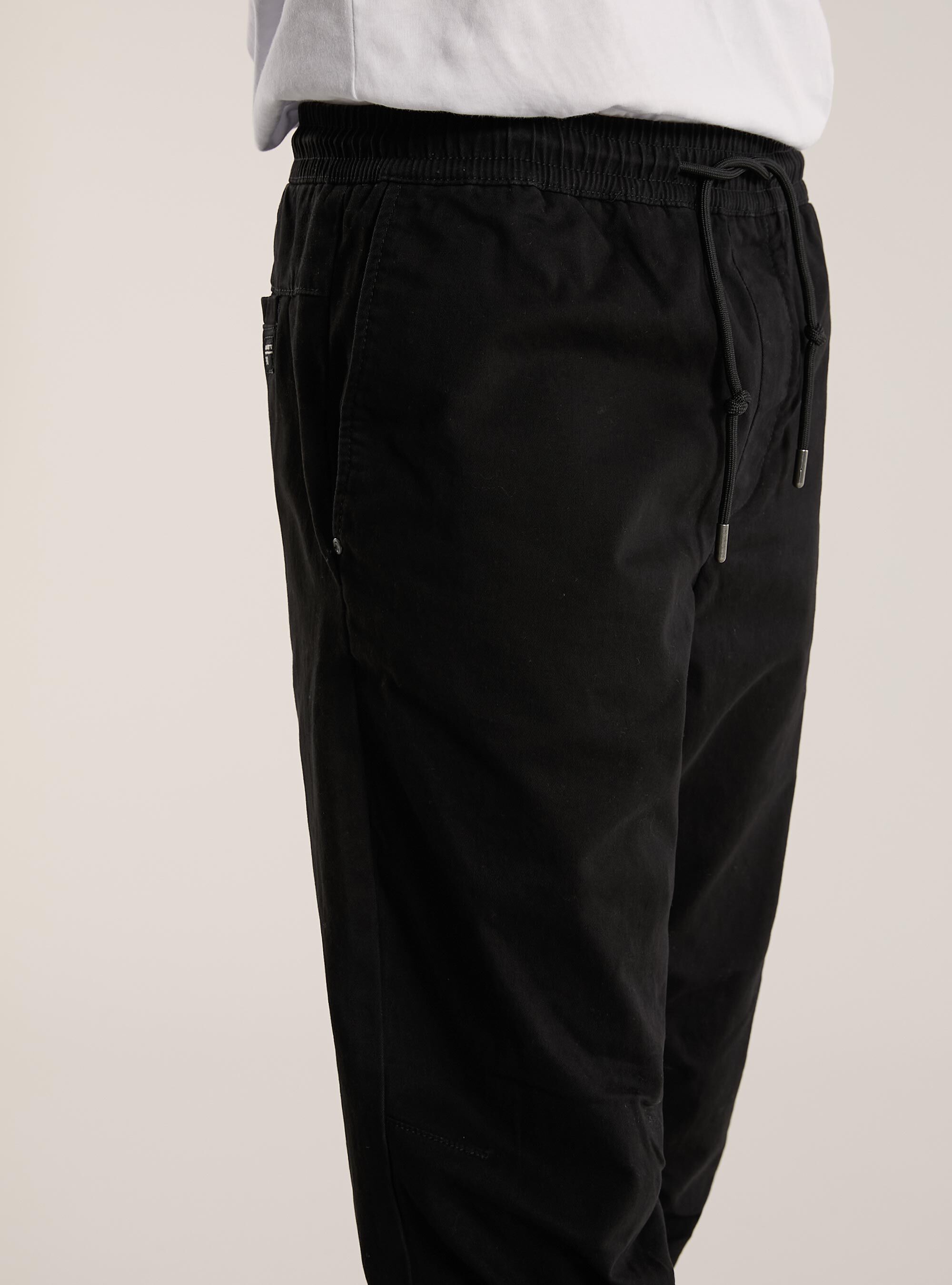 Cotton jogger trousers with elastic band and drawstring