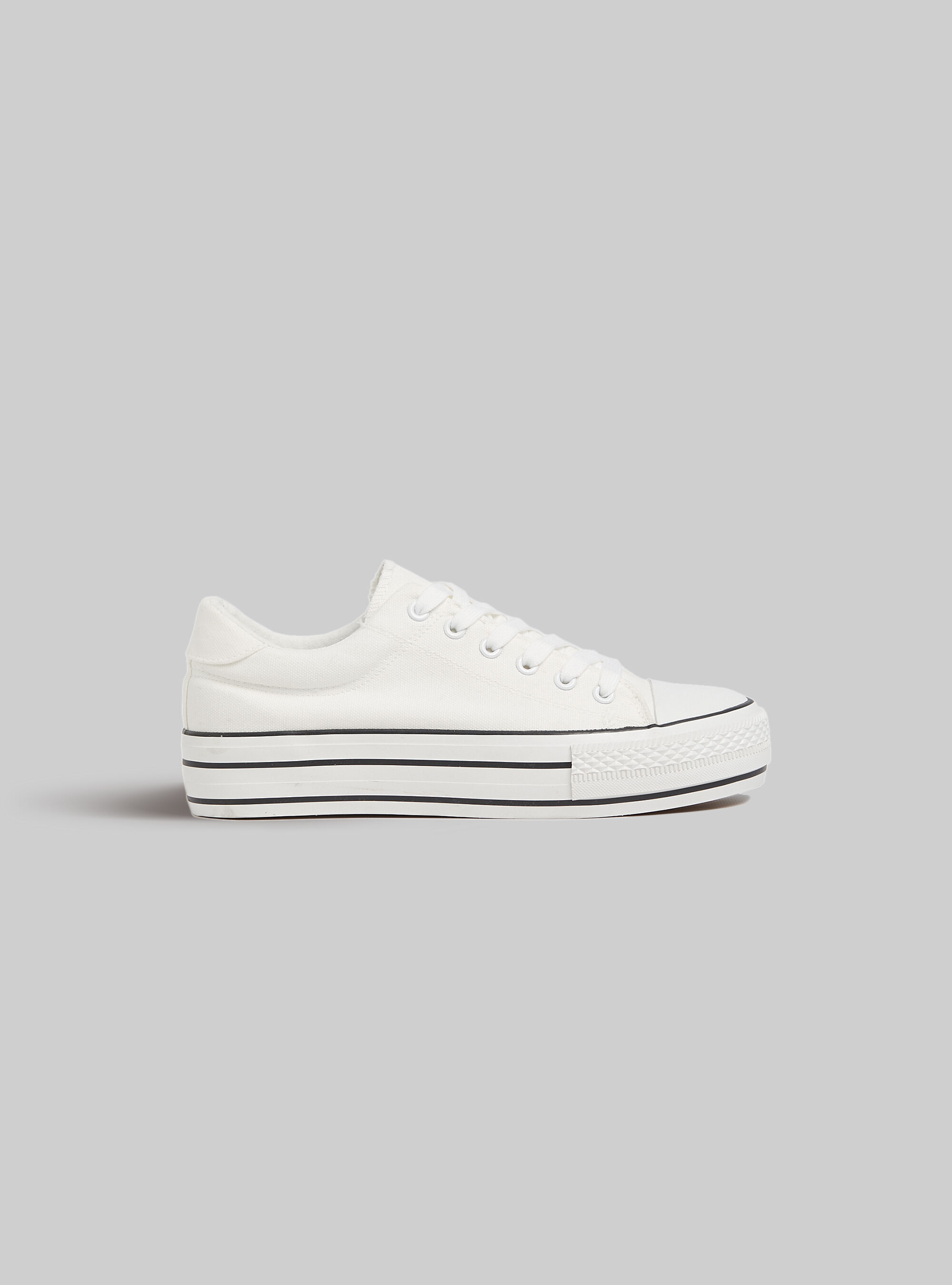 Sneakers con 2025 platform
