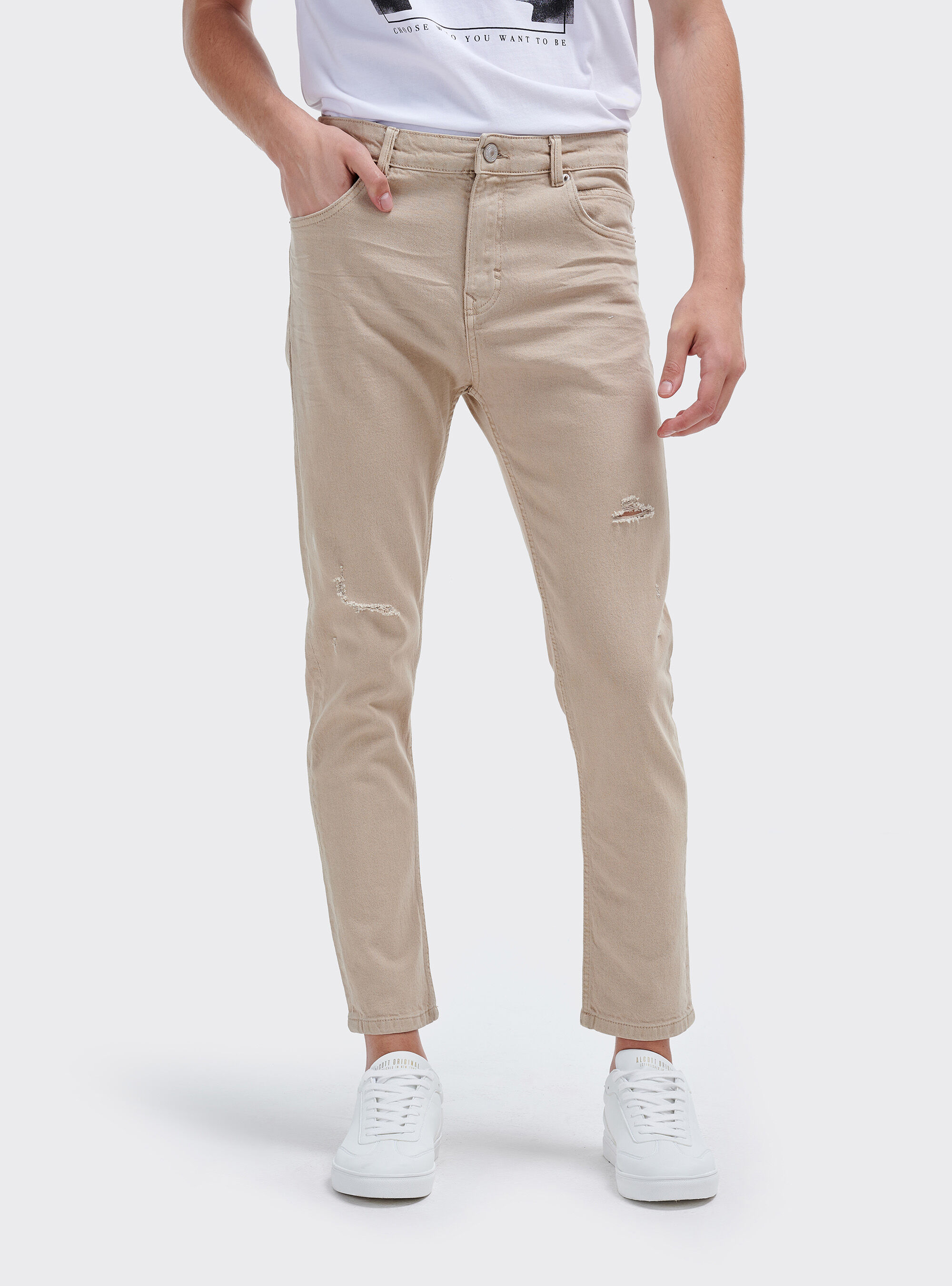 Pantaloni 5 hotsell tasche caratteristiche