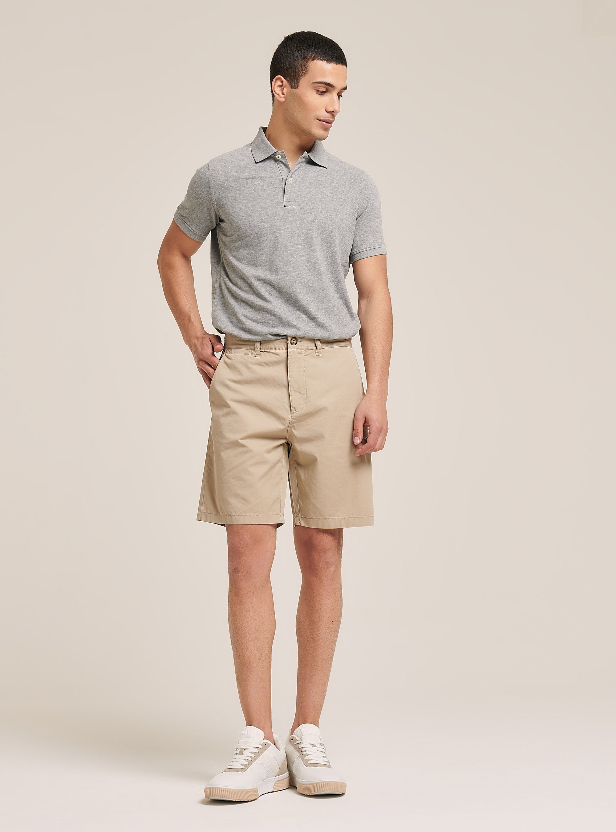 Bernmuda en twill, C558 ECRU