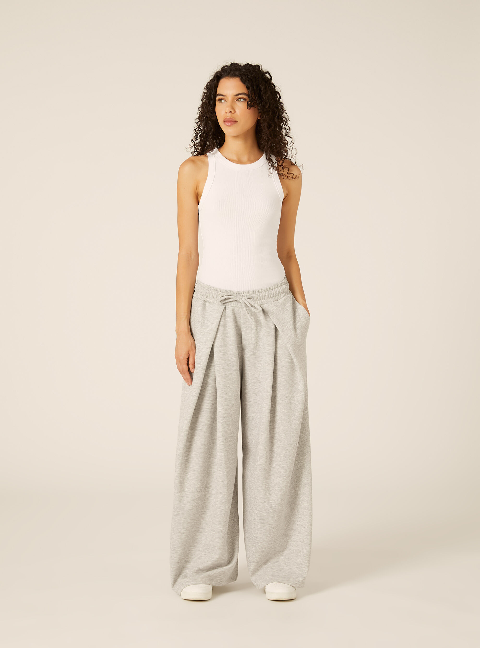 Pantaloni in scuba barrel fit