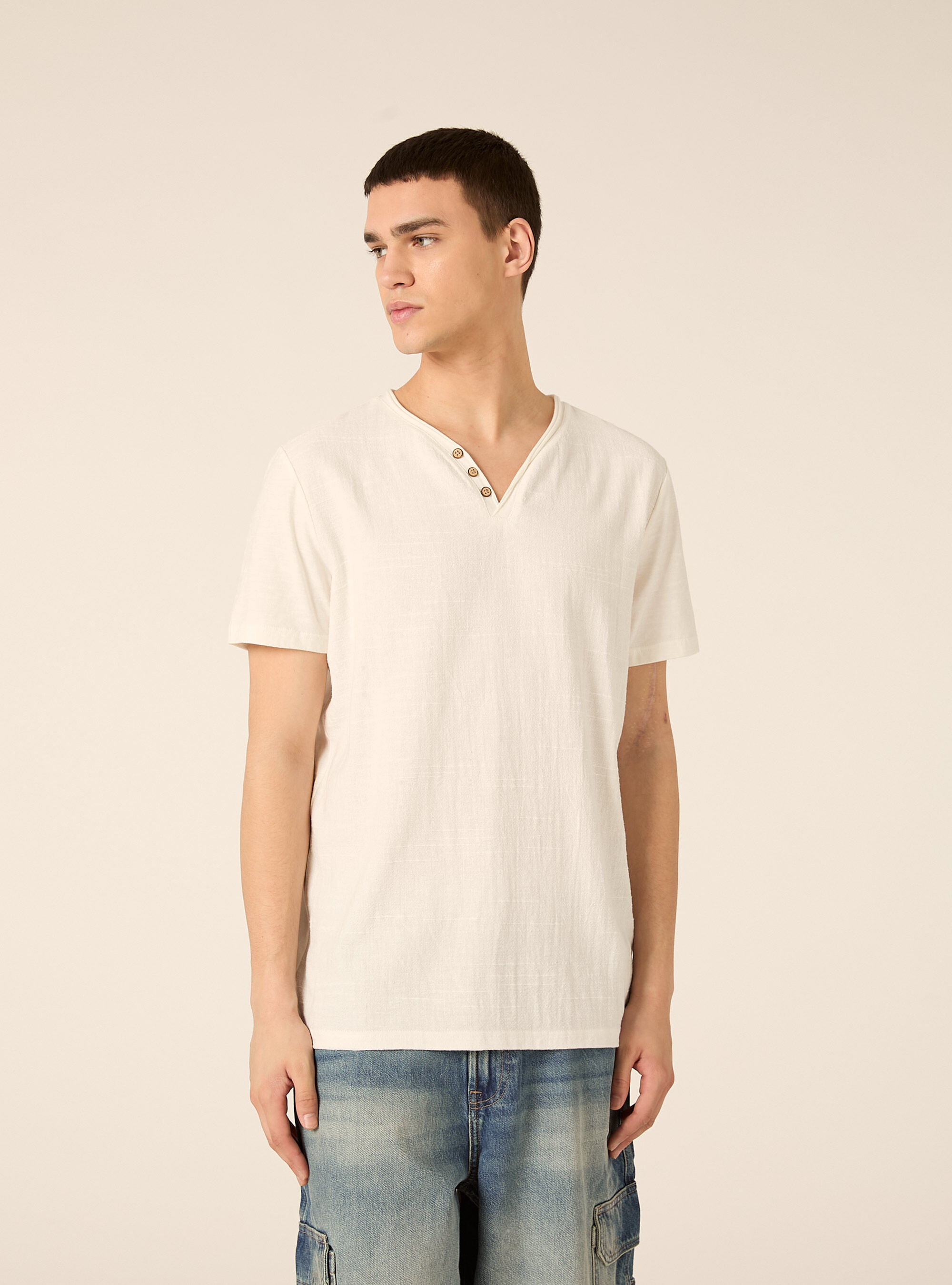 V-neck linen blend T-shirt