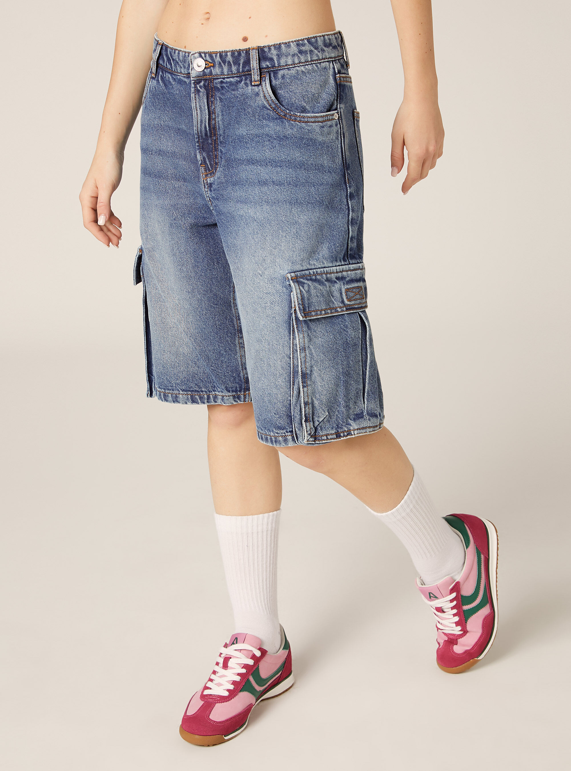 [CODEGRAPHY]★25SS★8-Length Bermuda Cargo Denim Shorts WIDE MULTI-CARGO DENIM BERMUDA SHORTS - Mid-grey | ZARA Spain