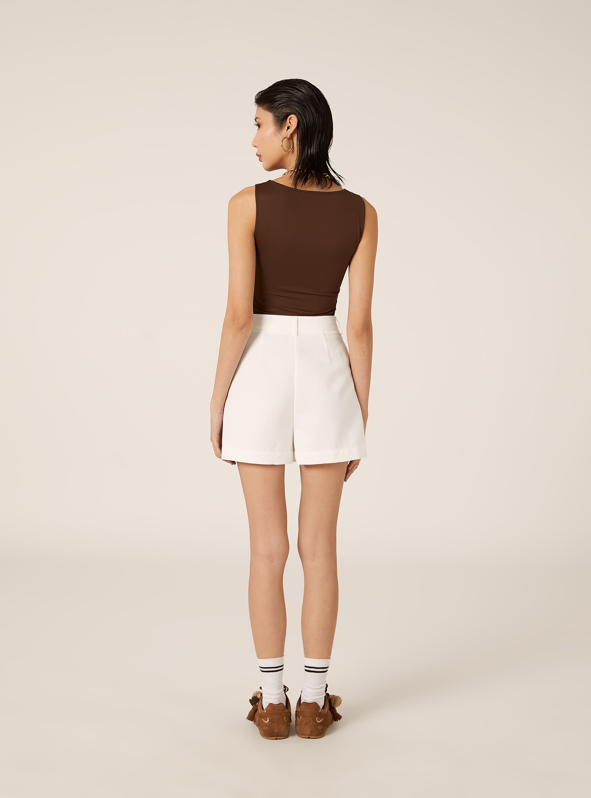 Shorts corto in crepe, WH1 OFF WHITE