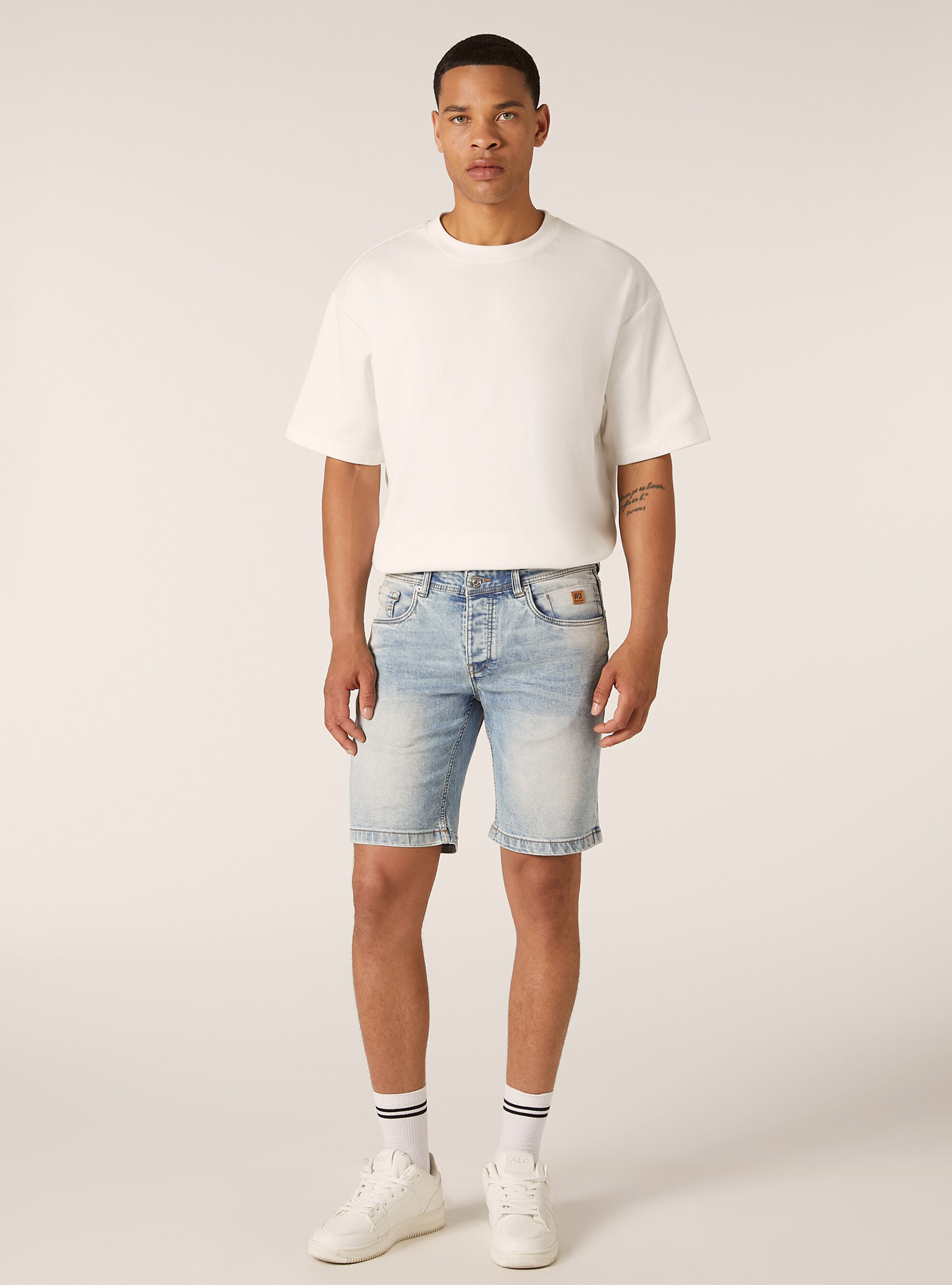Skinny Fit Denim Bermuda Shorts, D006 AZURE