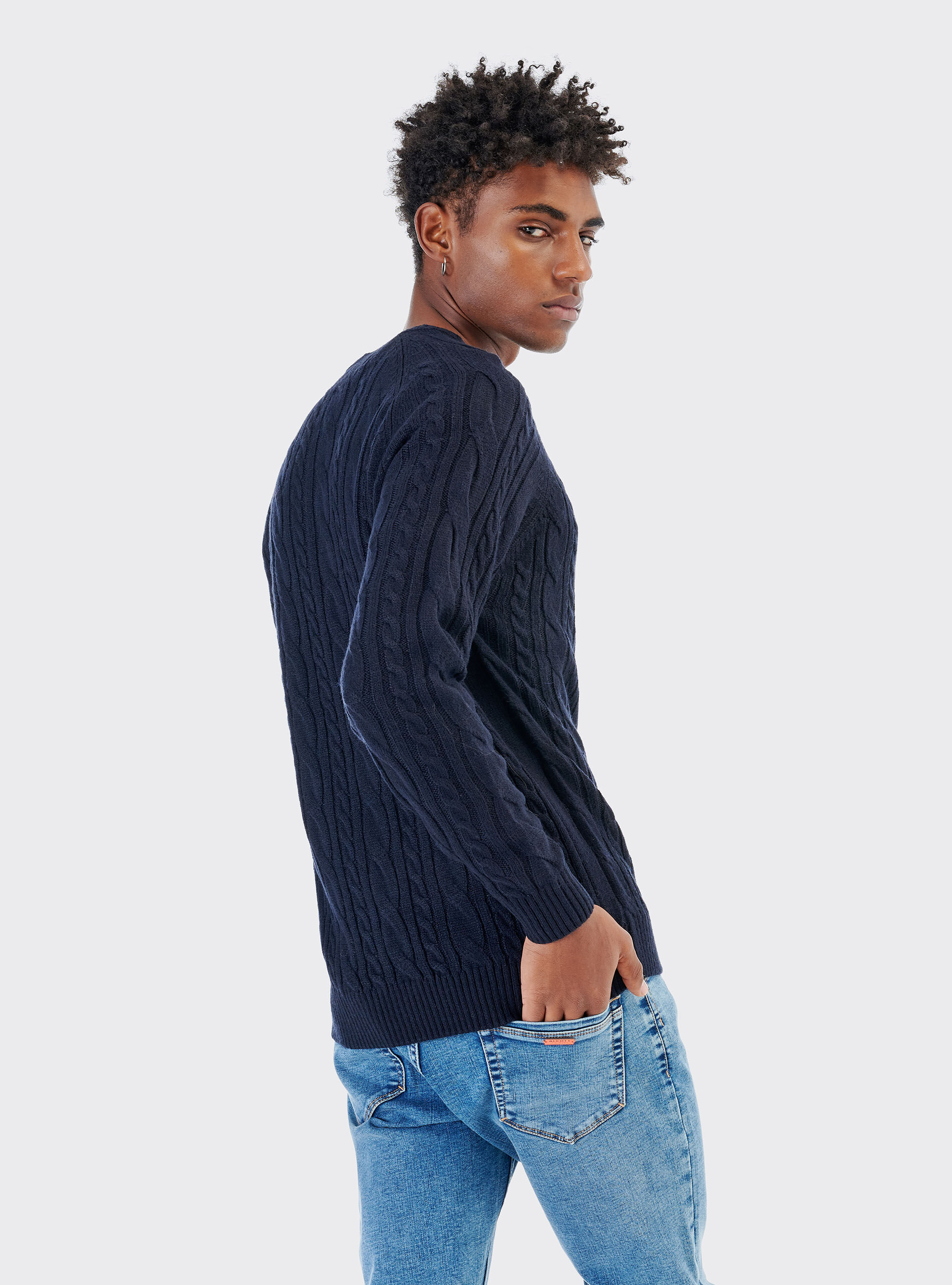Pullover in misto lana con lavorazione a trecce, BLU MARINO