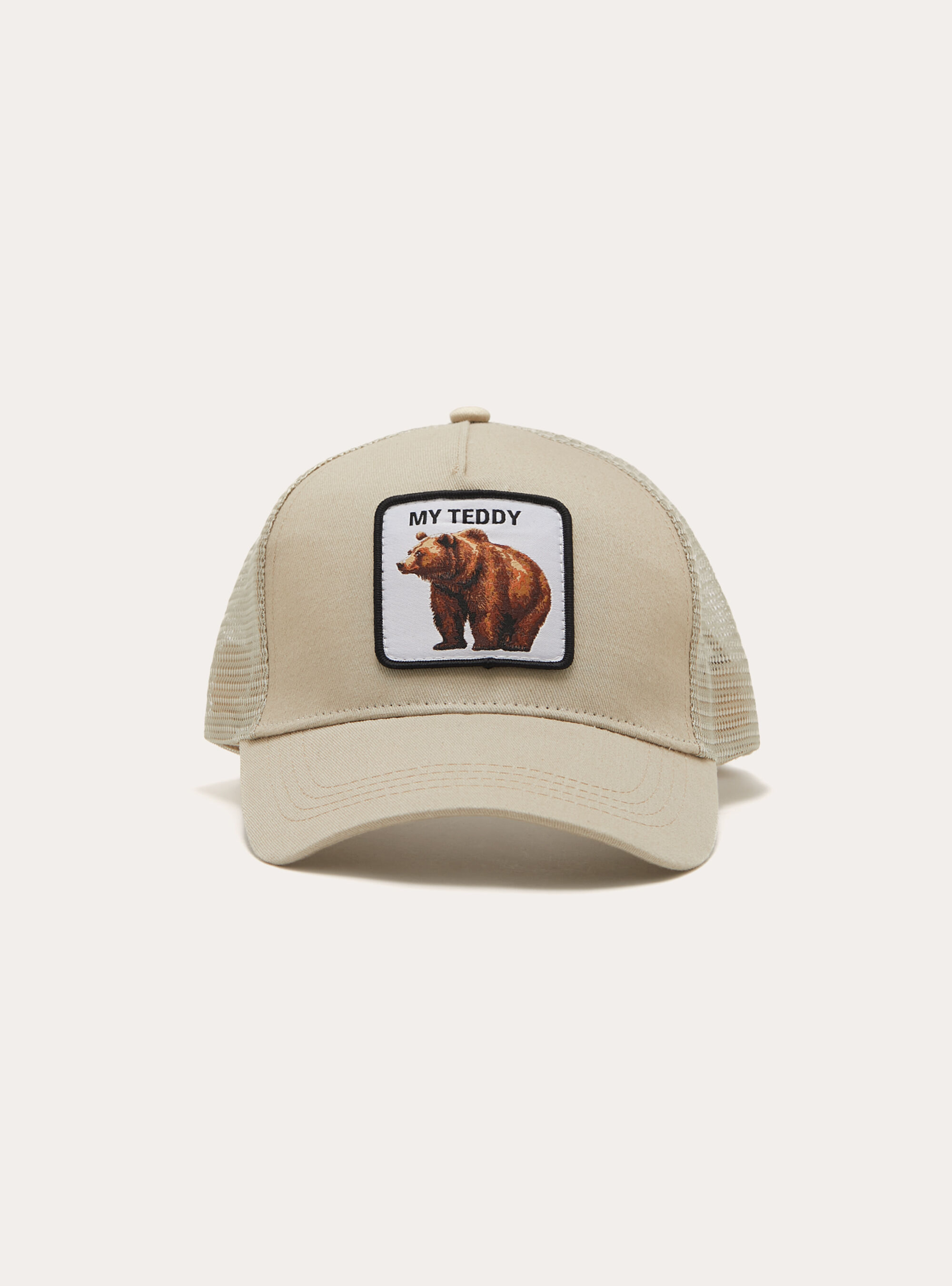 Patch trucker hat hotsell