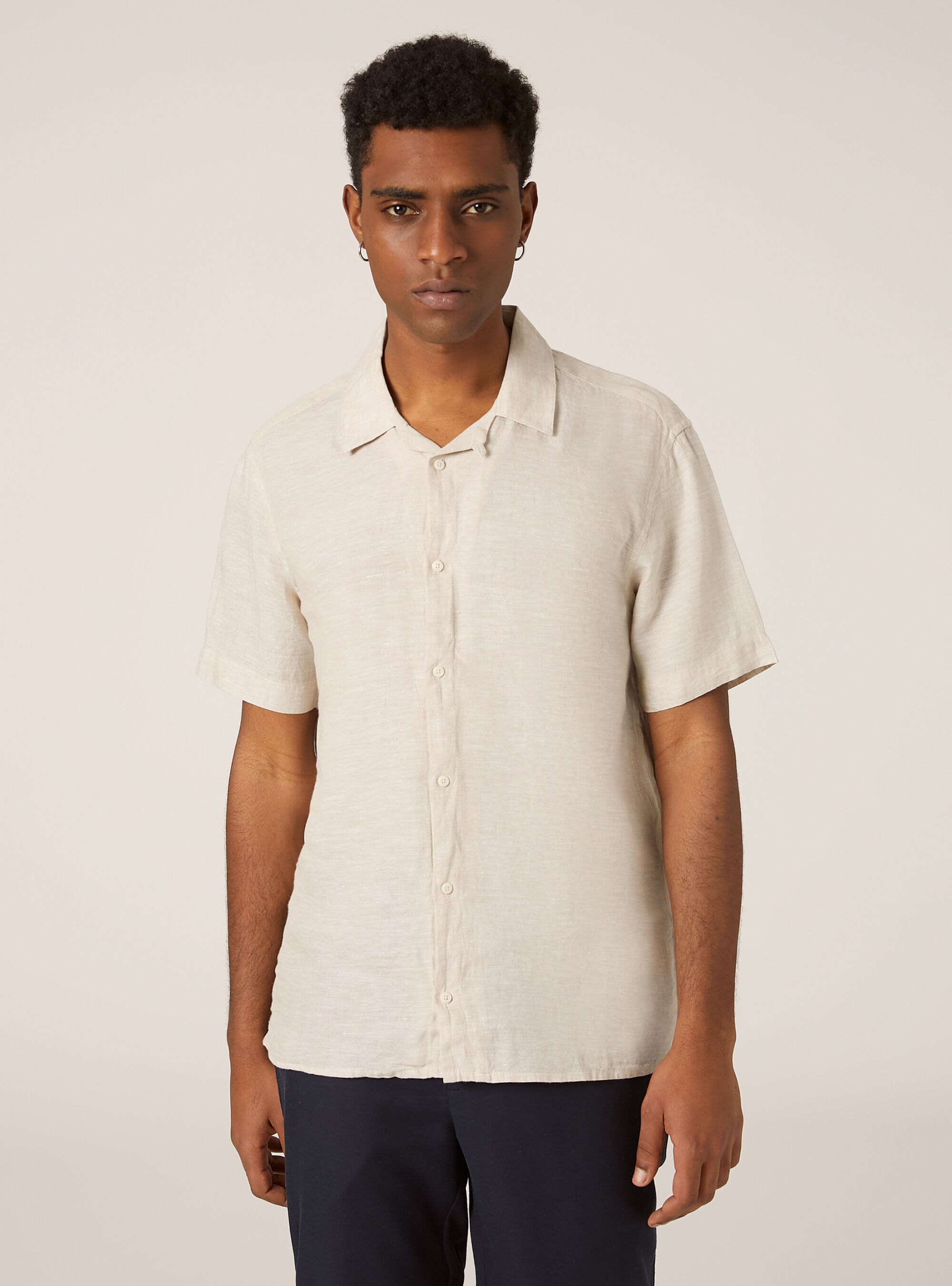 Pure linen short-sleeved shirt, C141 CREAM