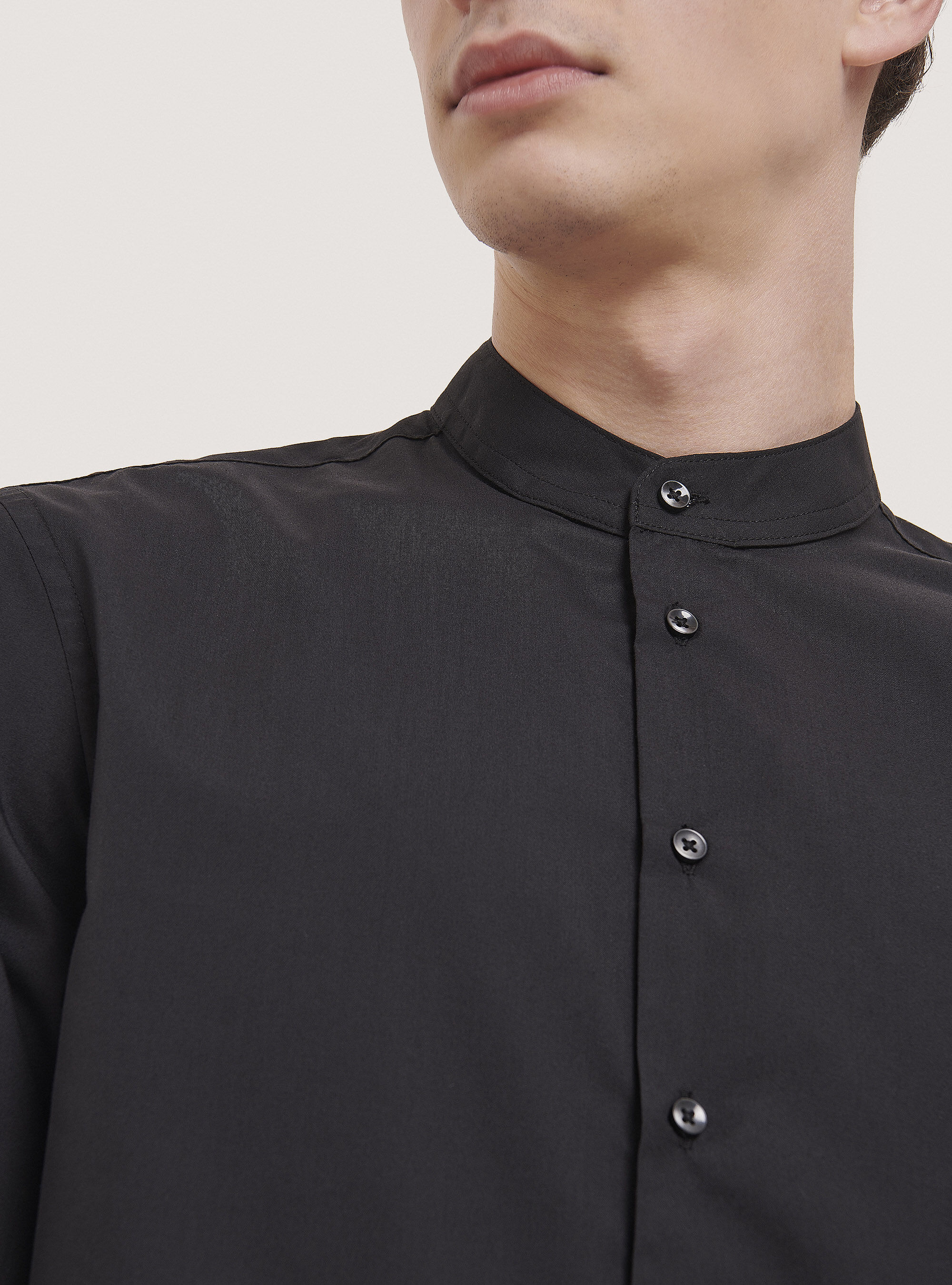 Plain-coloured shirt with Korean collar, BLACK