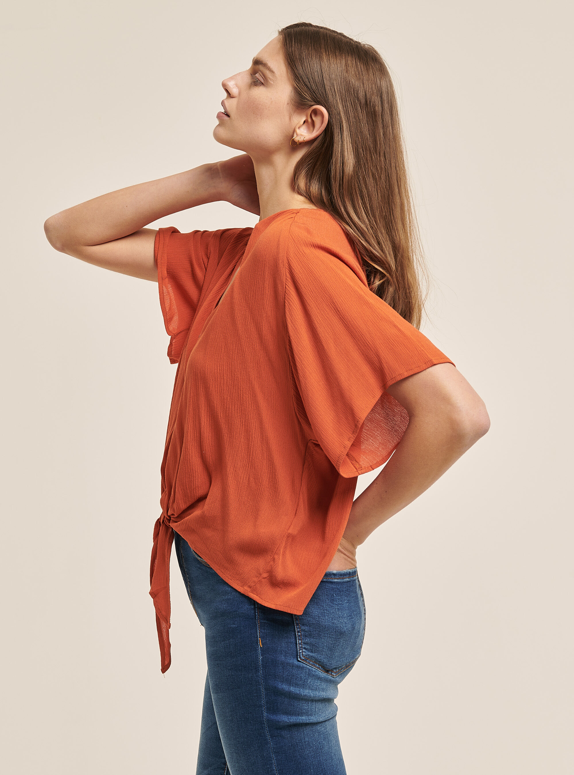 Plain v-neck blouse with waist knot, C0382 DARK ORANGE