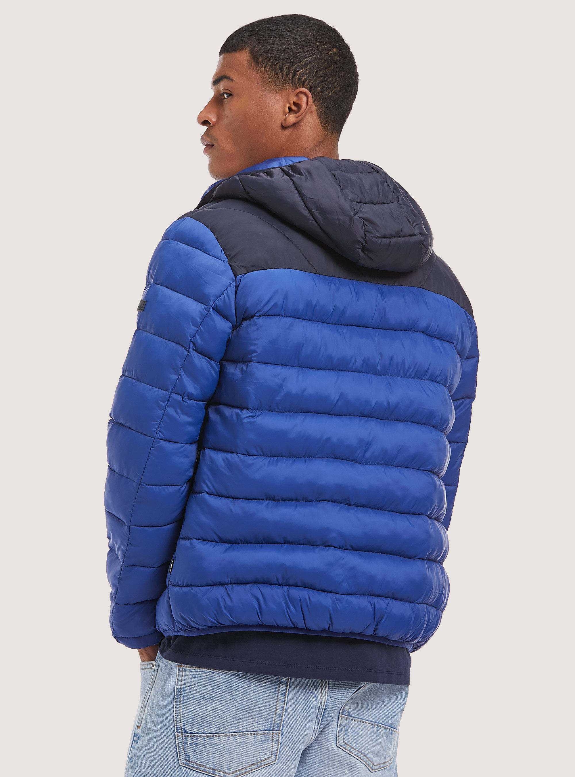 Colour block jacket with 100% recycled padding, C2204 ROYALE