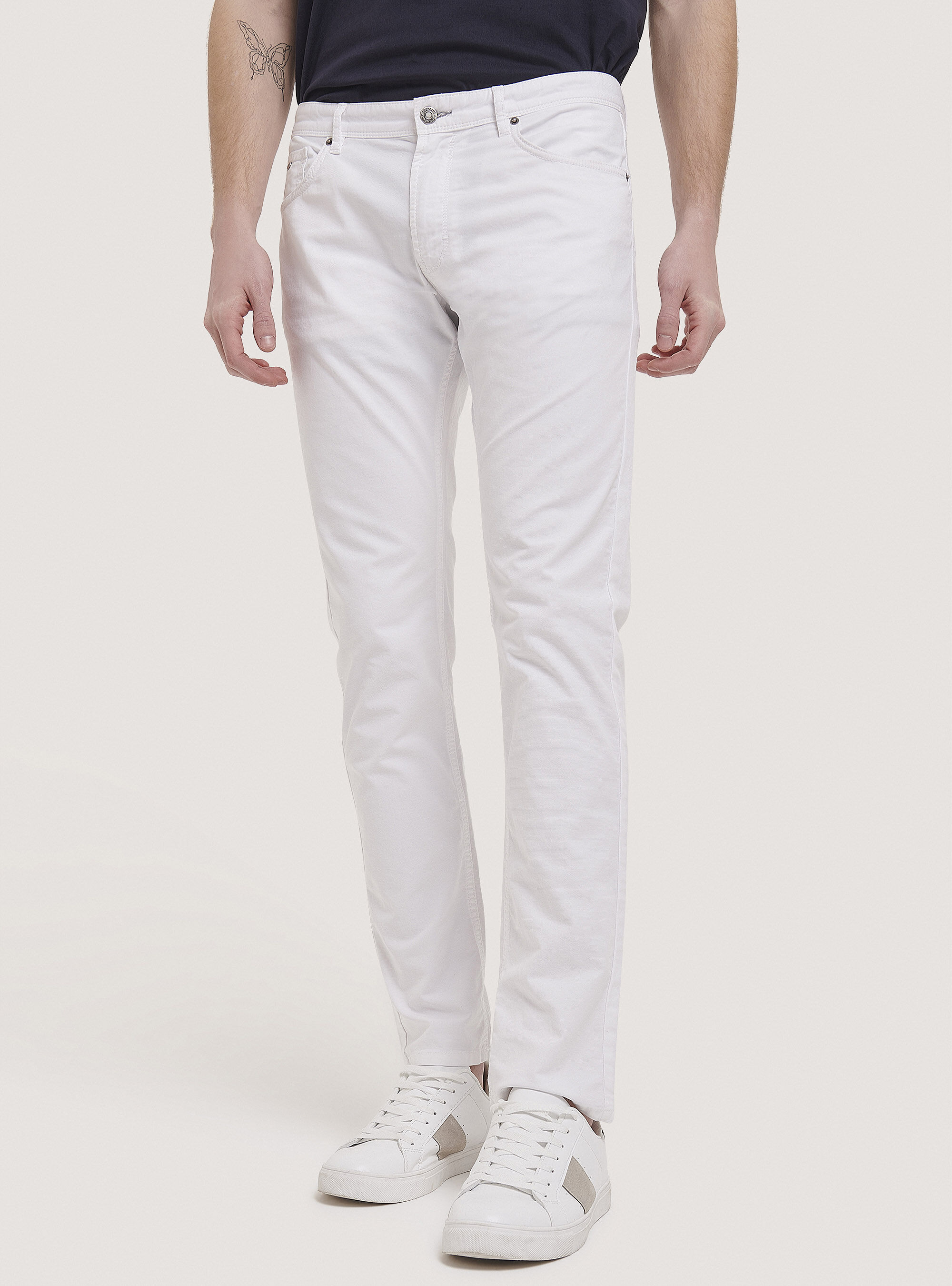 Pantalones slim fit en mezcla de algod&oacute;n, C0056 OFF WHITE
