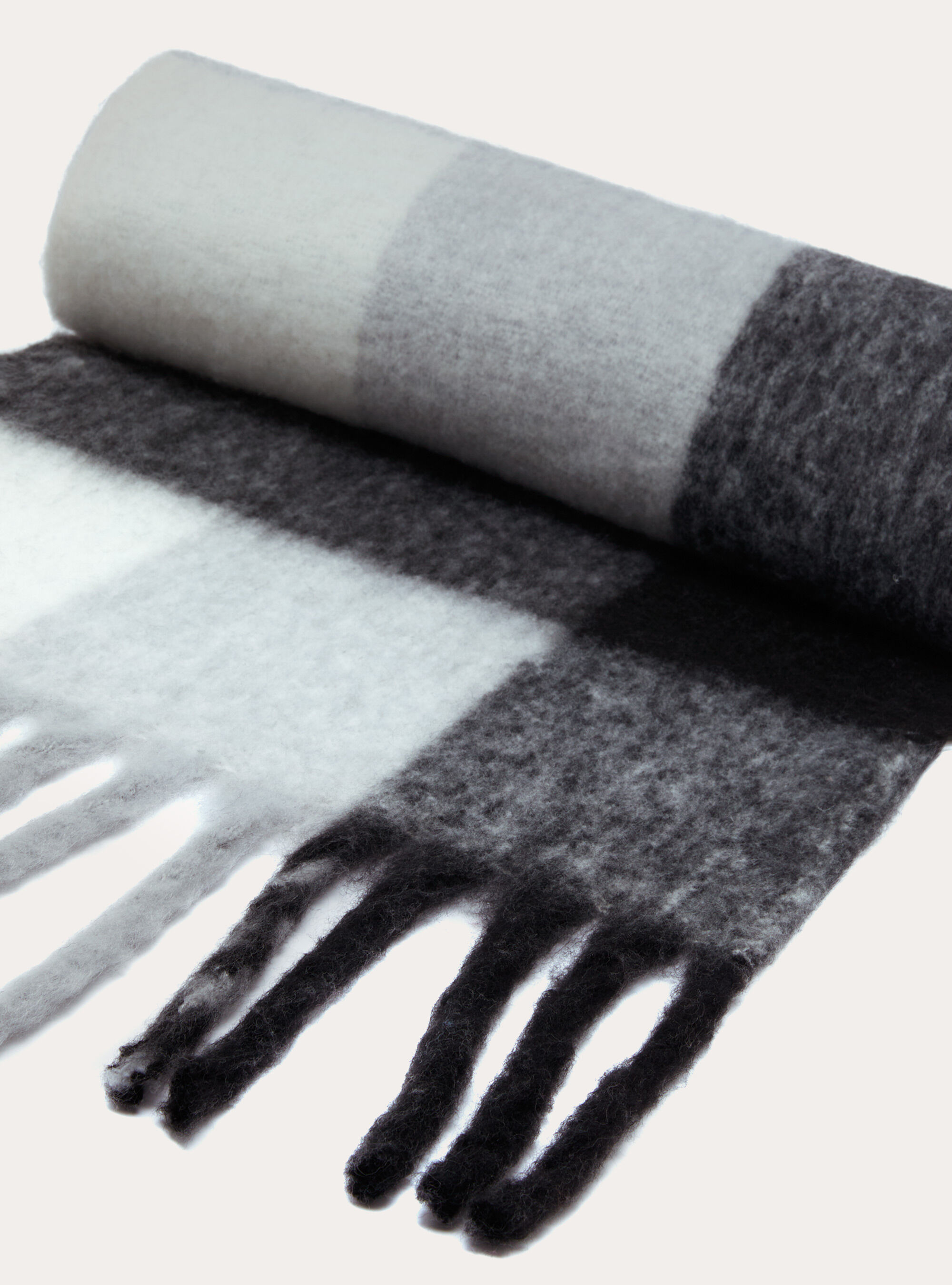 &Eacute;charpe douce &agrave; carreaux, BK1 BLACK