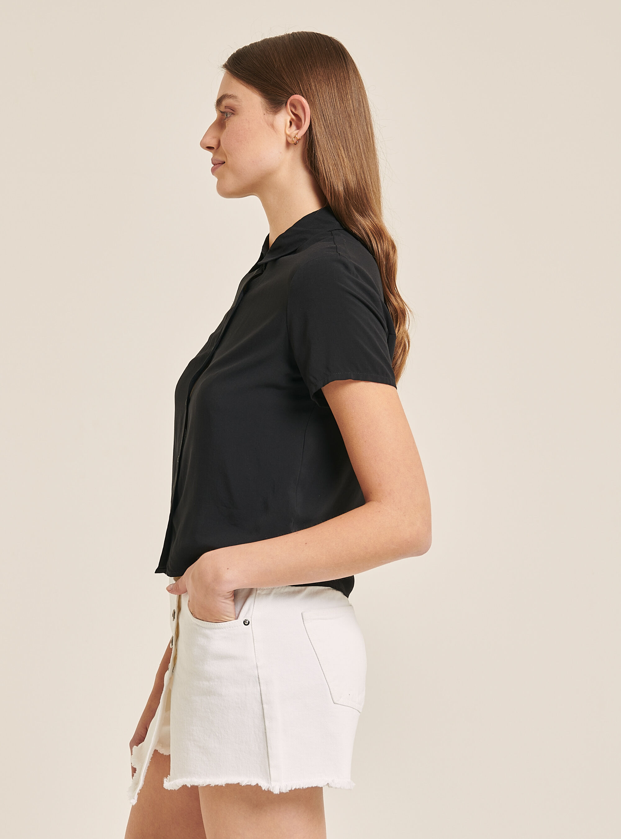 Camicia cropped in tinta unita, BLACK