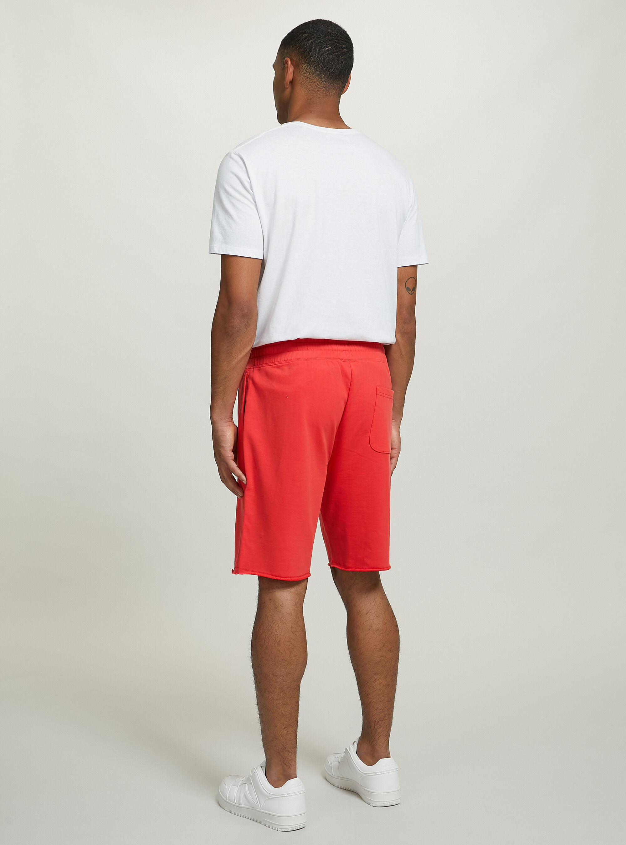 Mens red jogger clearance shorts