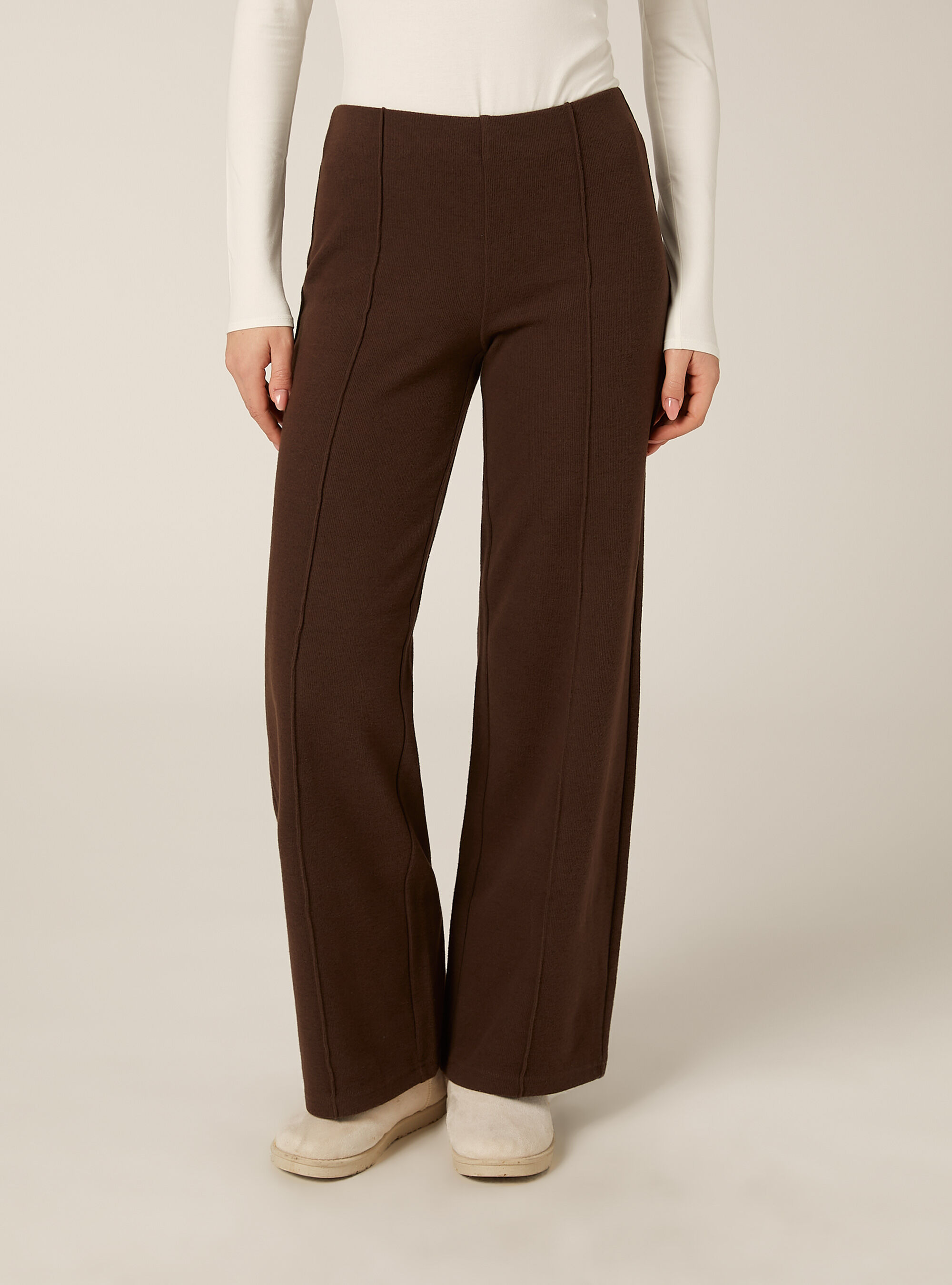 Pantaloni in maglia con nervatura