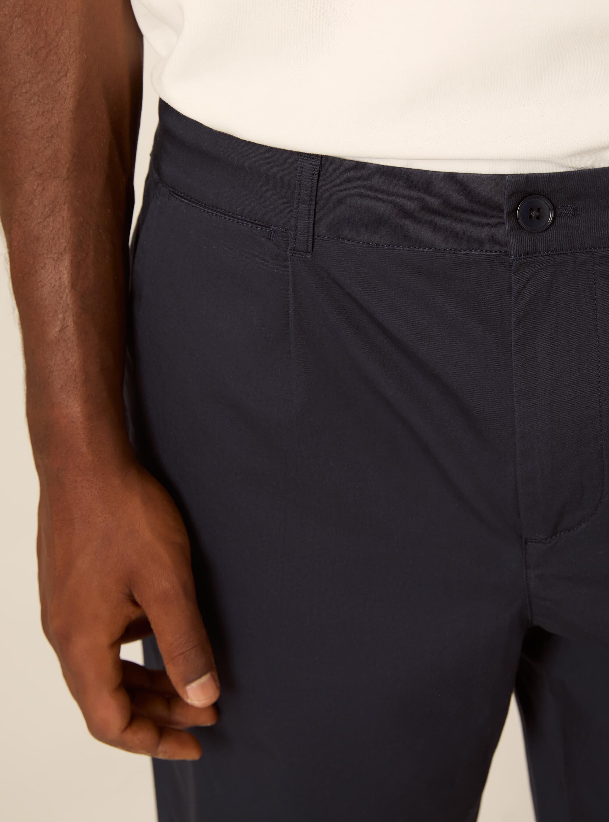 Regular Fit Pleated Chino Bermuda Shorts, BL1 BLUE DARK
