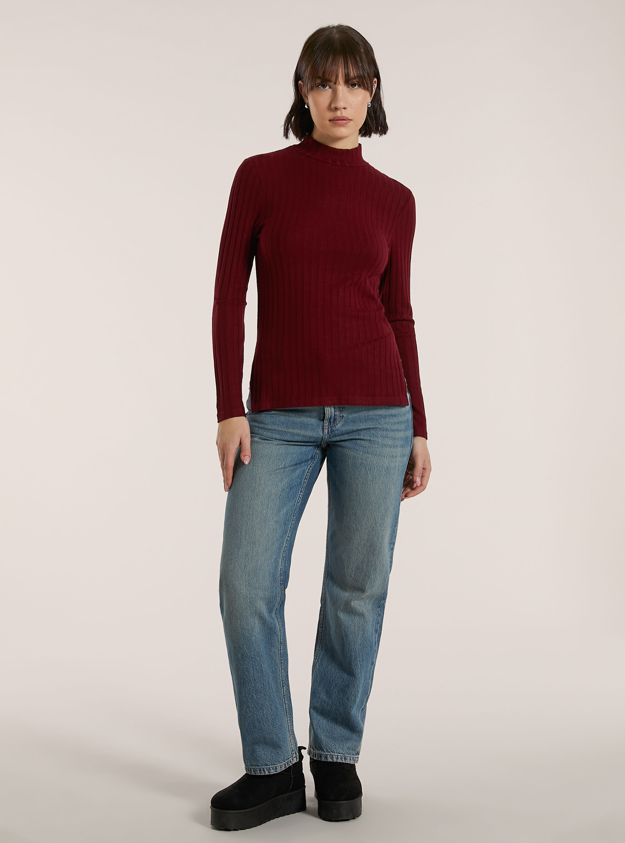 Maglia collo alto a coste