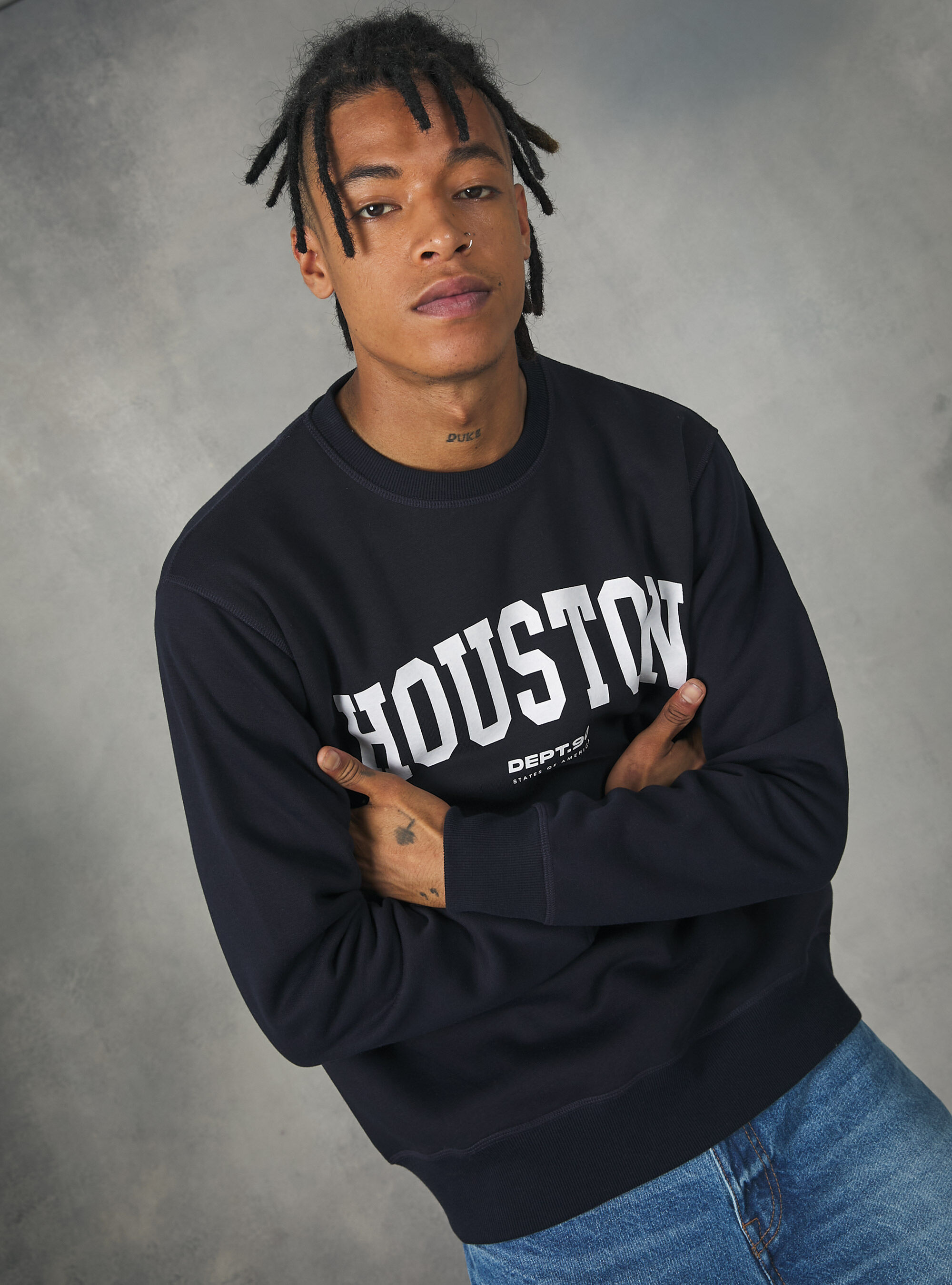 College crew neck sweatshirts discount