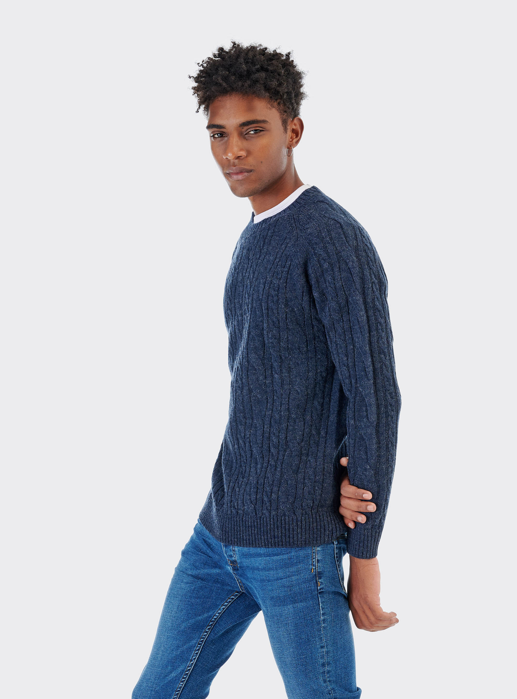 Pullover in misto lana con lavorazione a trecce, C0293 BLU MELANGE