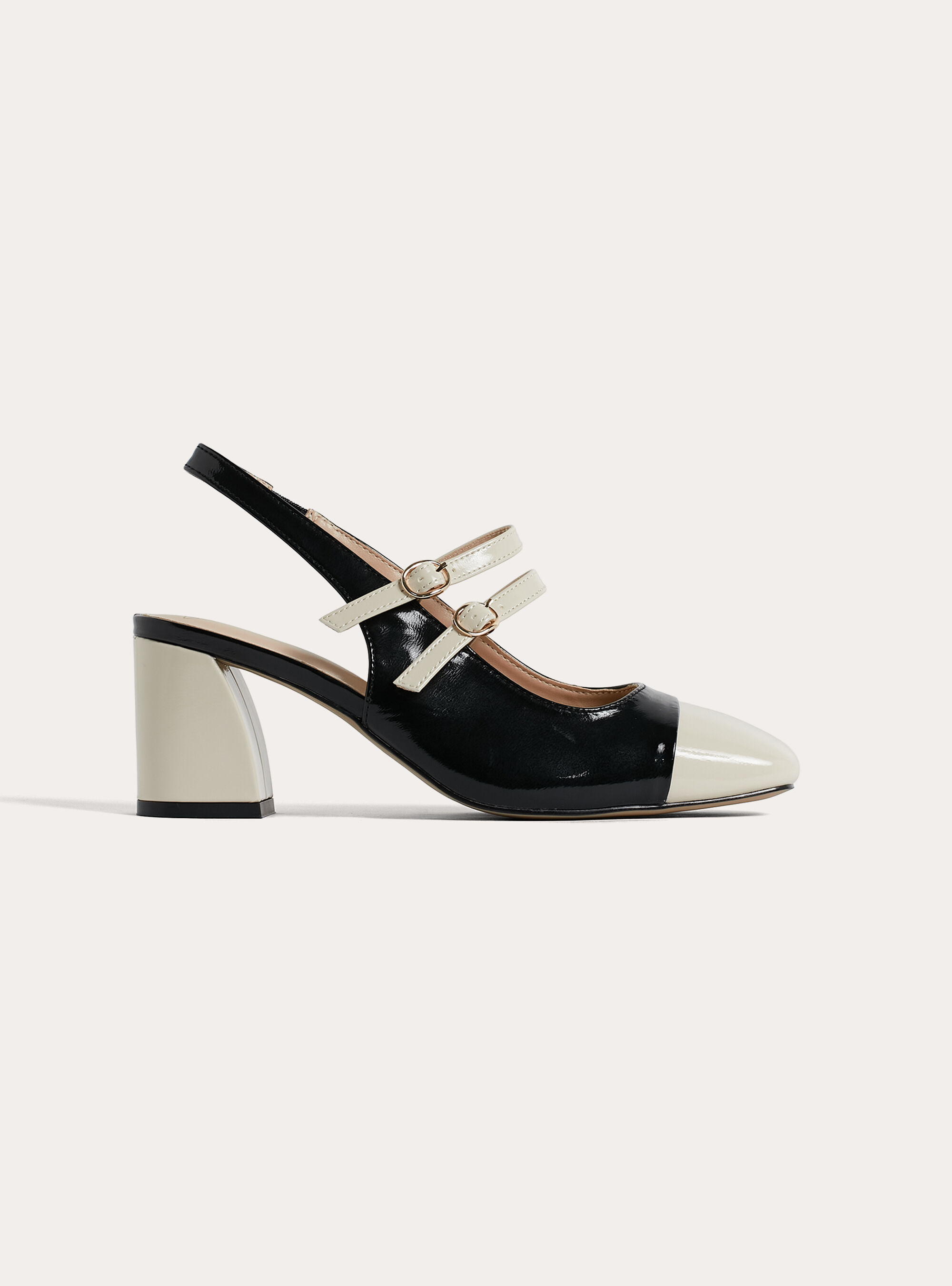 Two-tone court shoes with square toe