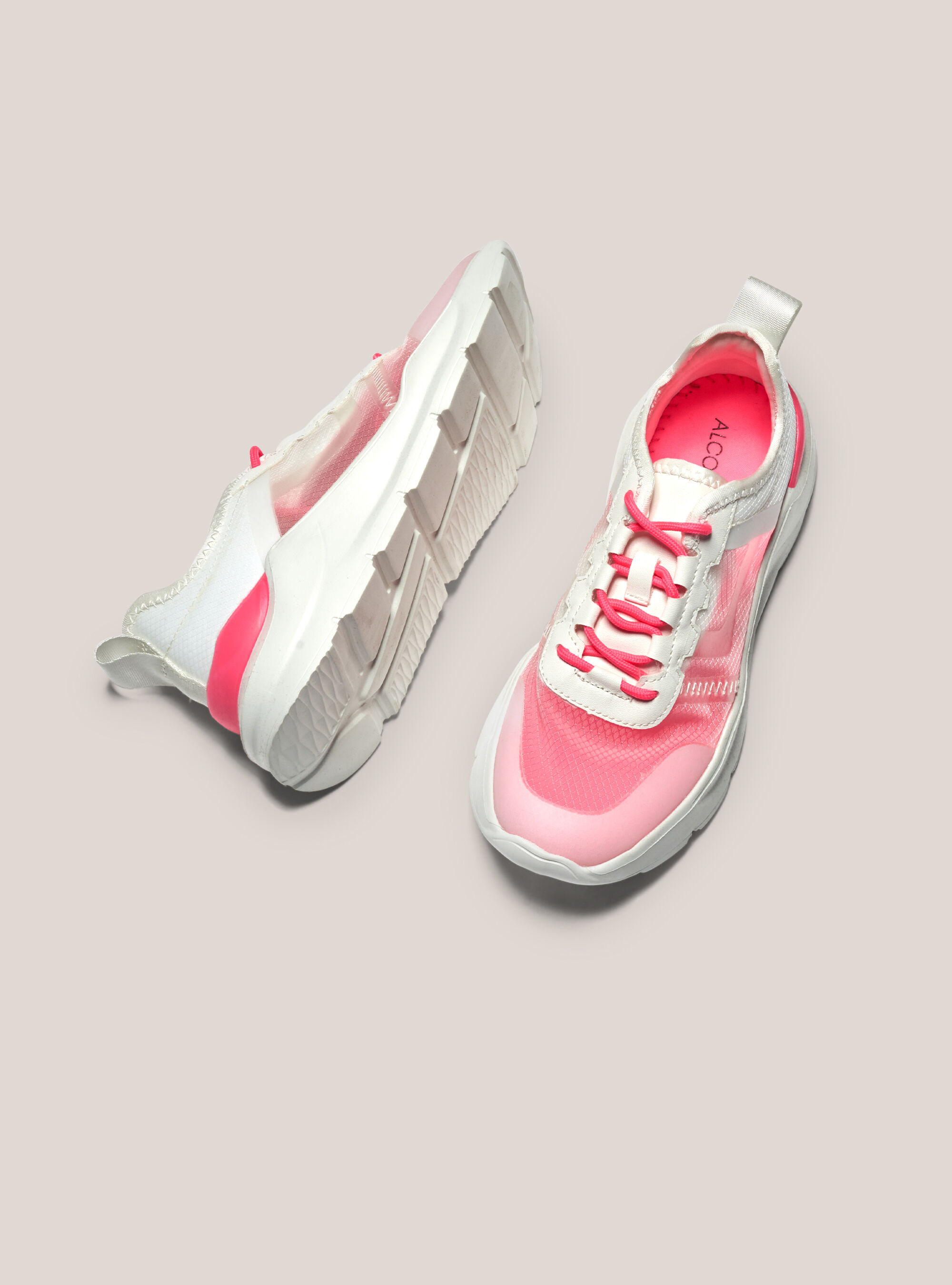 Scarpe discount nike trasparenti