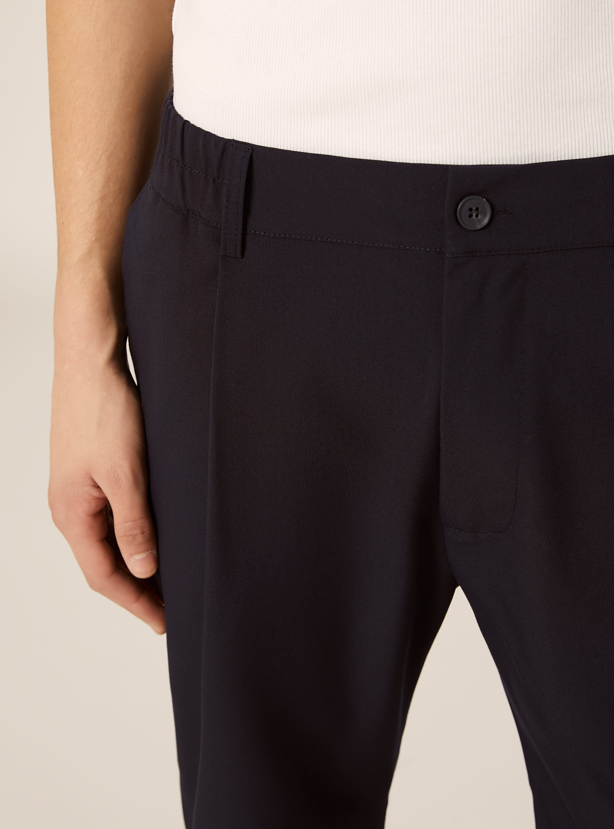 Pantaloni carrot fit con pinces, NA1 NAVY DARK