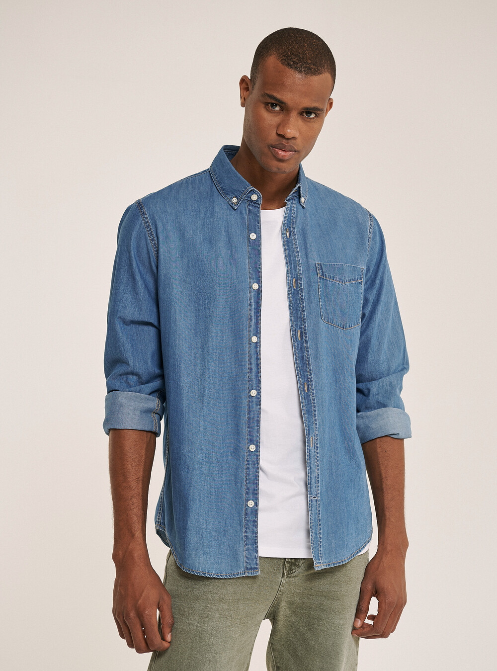 Maniche Corte Maglietta E Camicia Aperta Maniche Corte Outfit