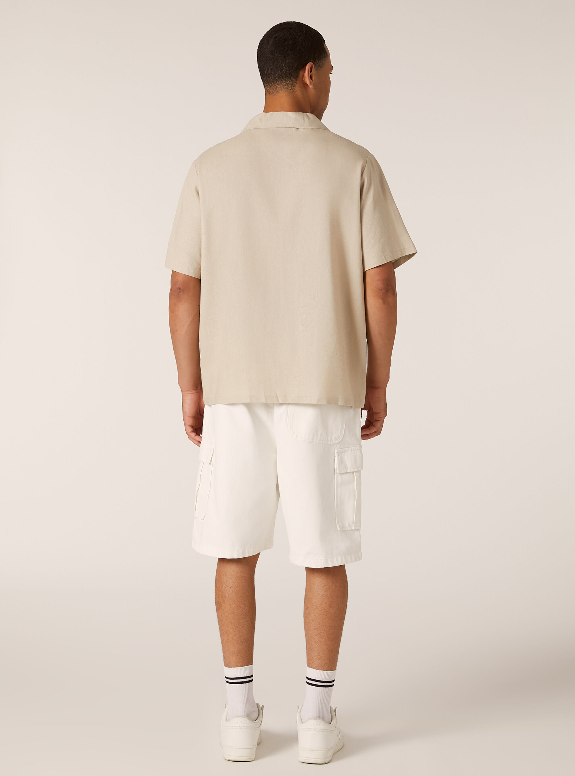 Camisa de mezcla de lino con bolsillo en el pecho, BG3 BEIGE LIGHT