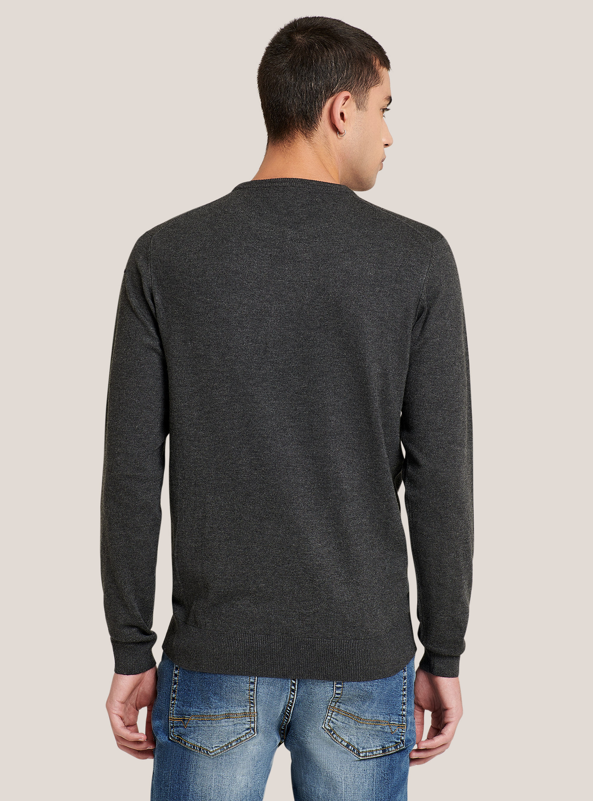 Pull &agrave; col ras du cou de couleur unie, C135 GREY MELANGE