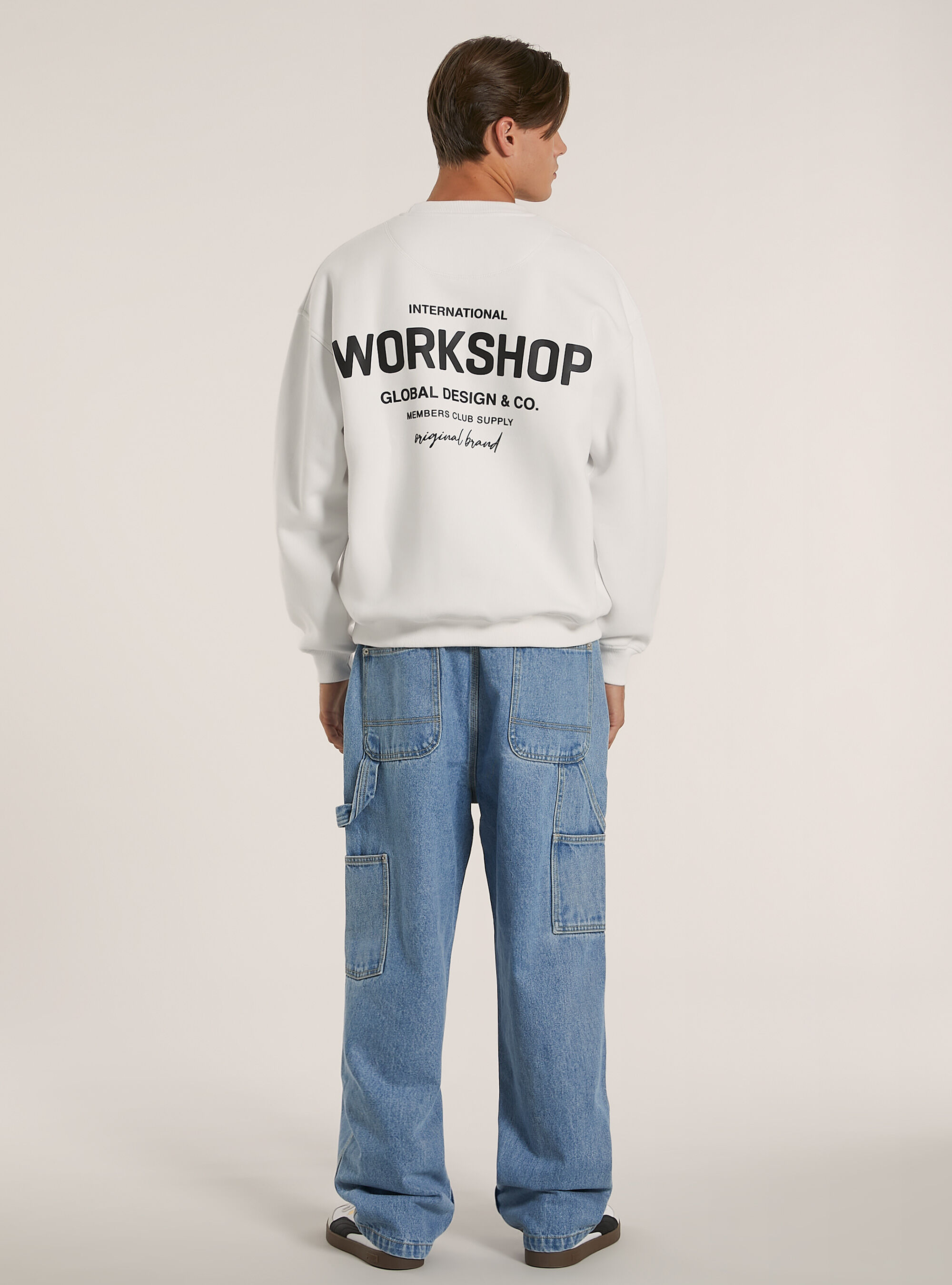 Boxy fit sweatshirt with Workshop print