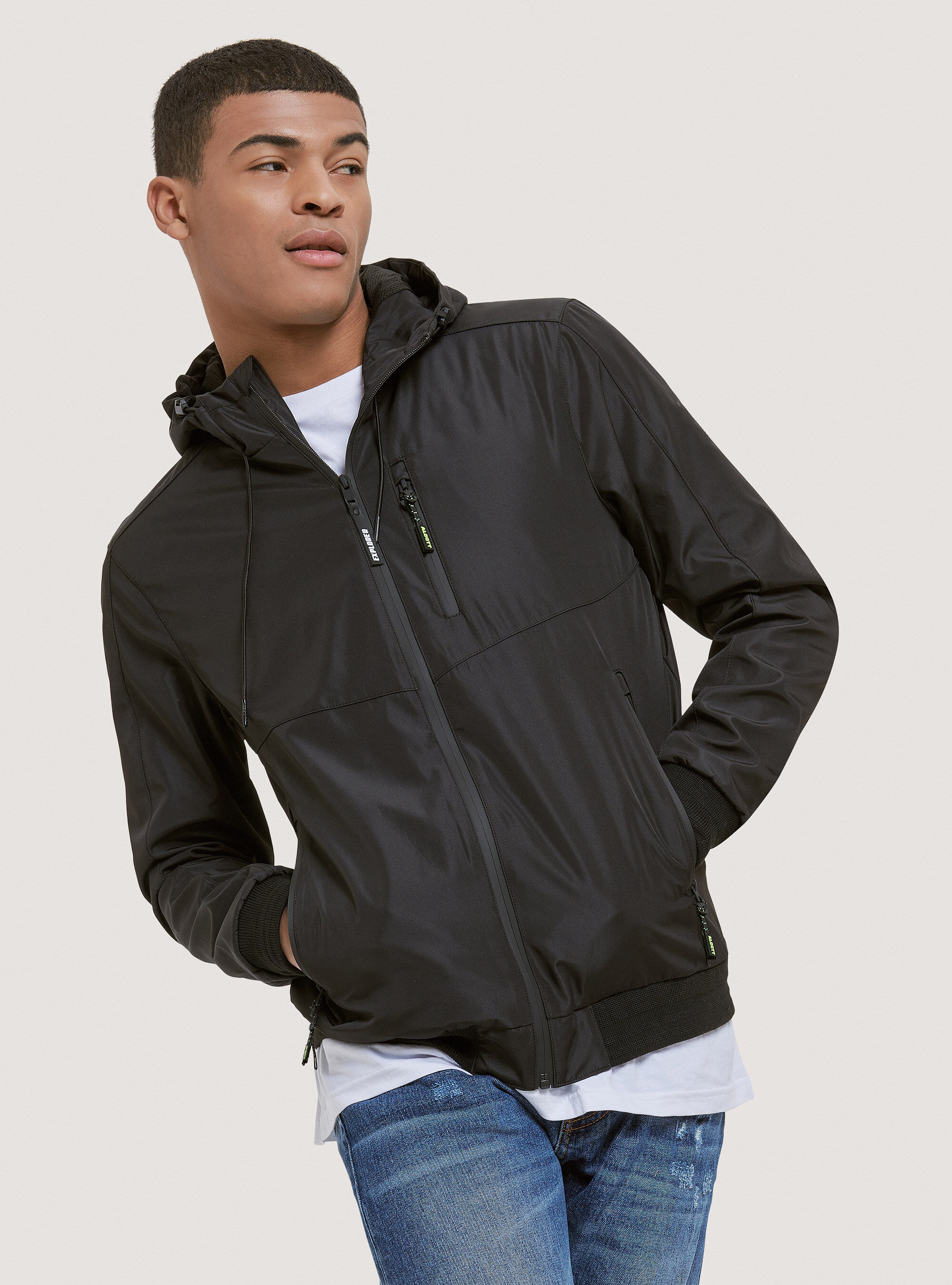 Hooded windproof bomber jacket