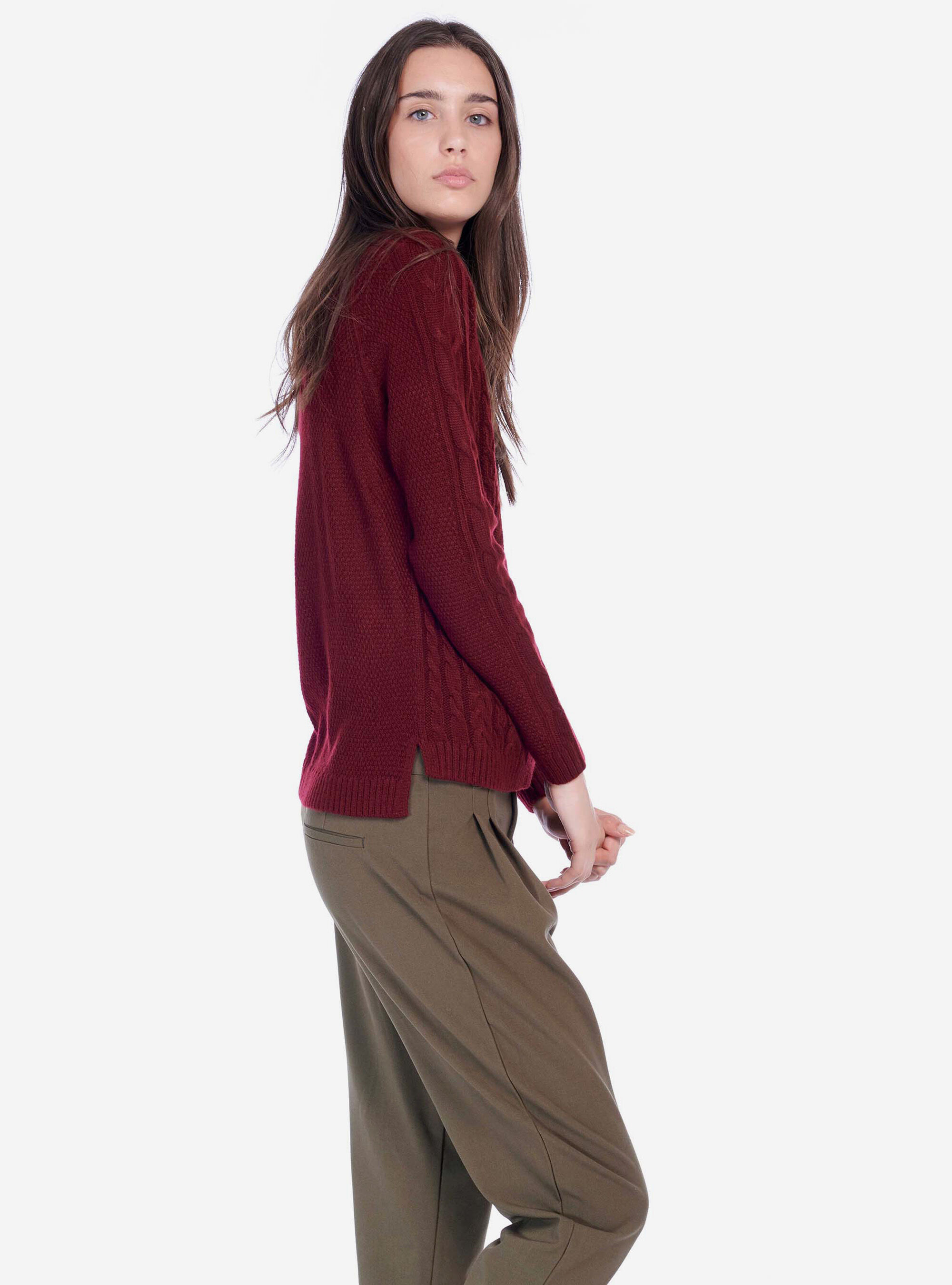 Pull large &agrave; col large en maille torsad&eacute;e, C326 BORDEAUX