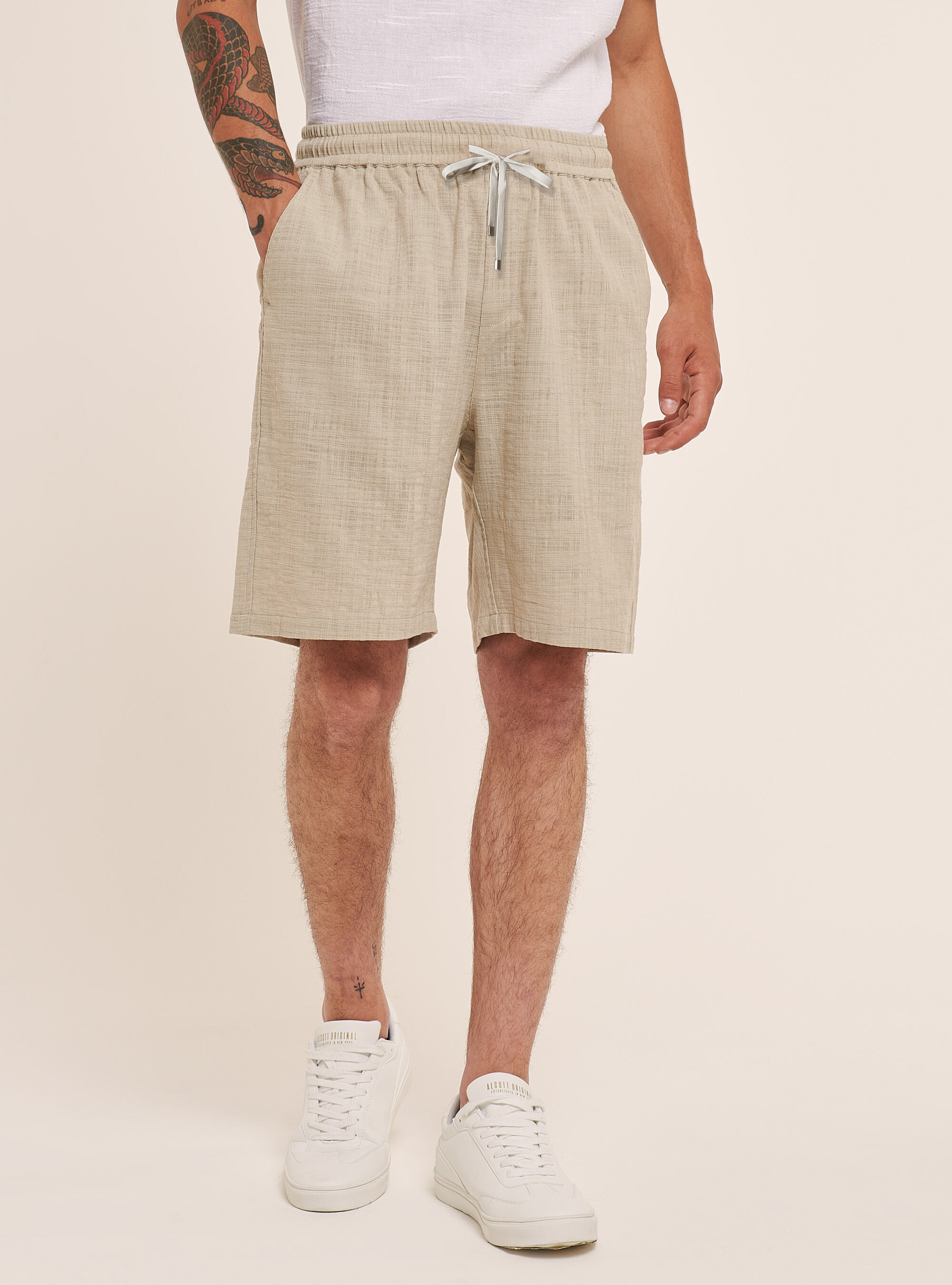 Cotton Bermuda shorts with elasticated waistband