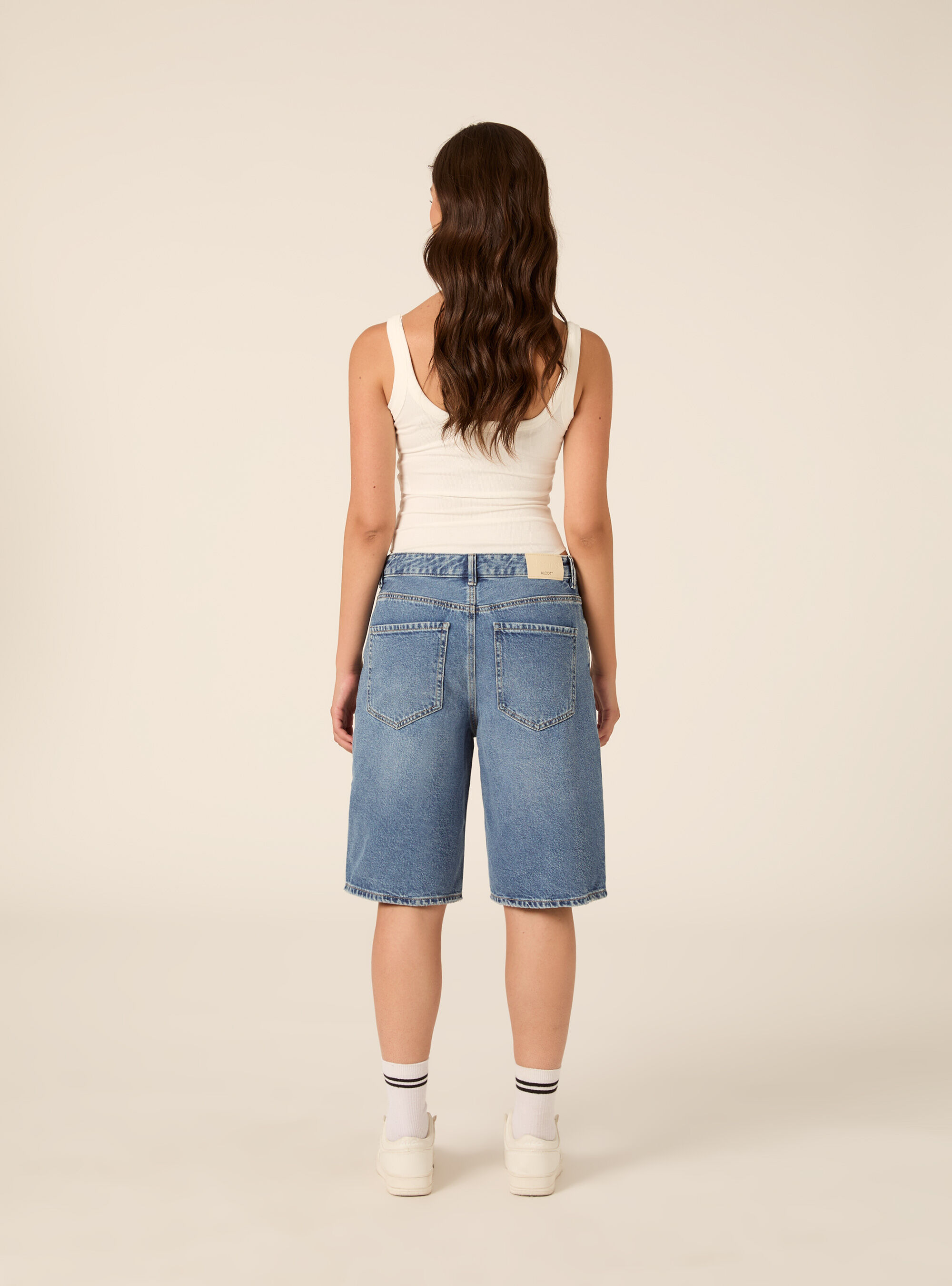 Bermuda jort in denim, D004 MEDIUM LIGHT BLUE