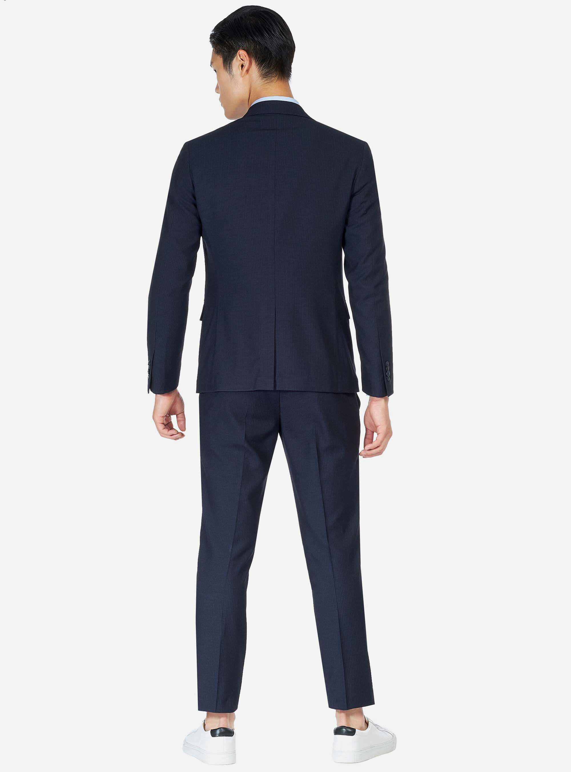 Abito traveller, BLU